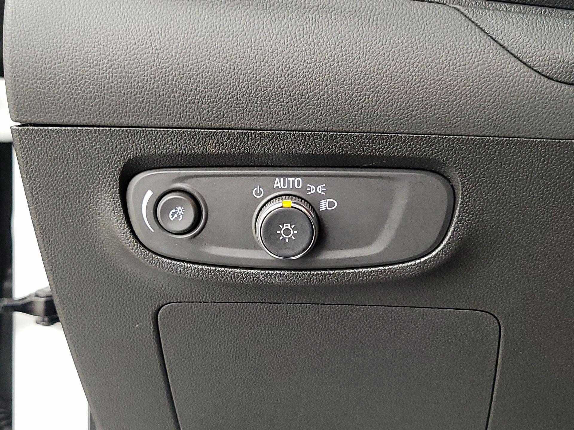 Thumbnail: 2025 Buick Encore GX - 13