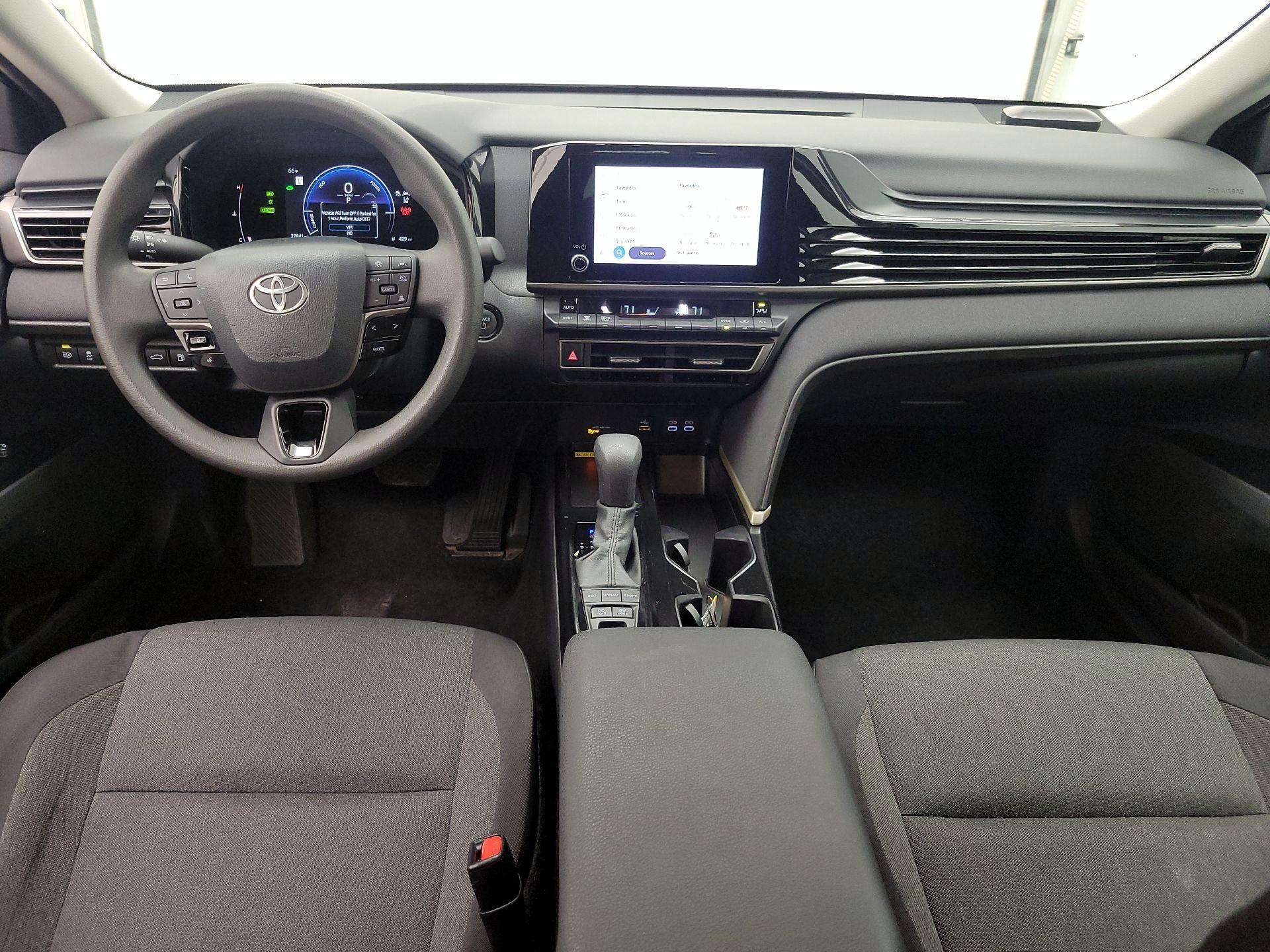 Thumbnail: 2025 Toyota Camry - 9