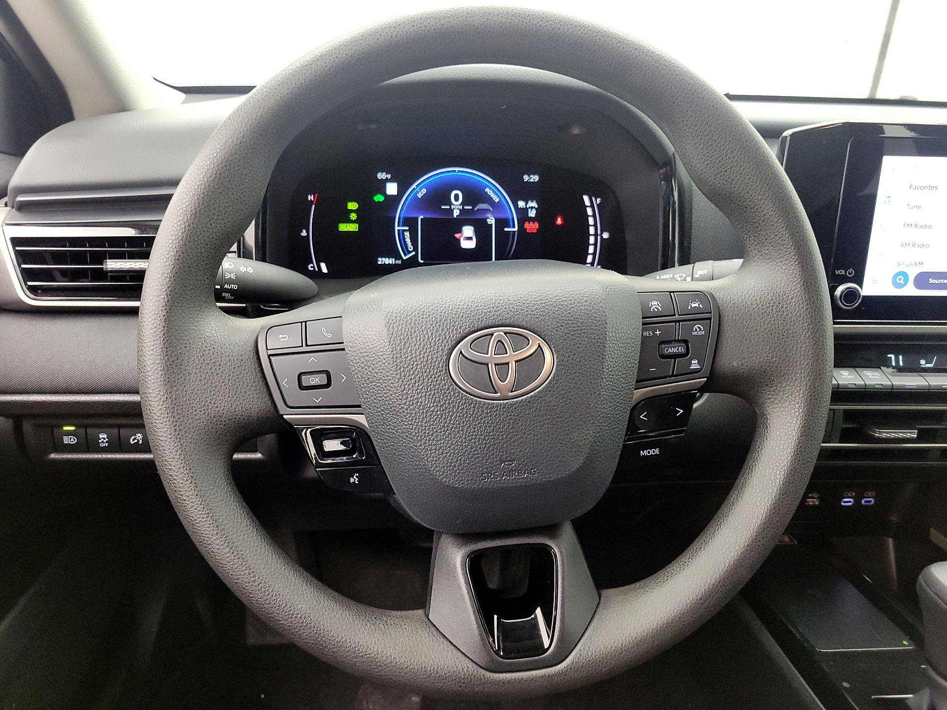 Thumbnail: 2025 Toyota Camry - 10