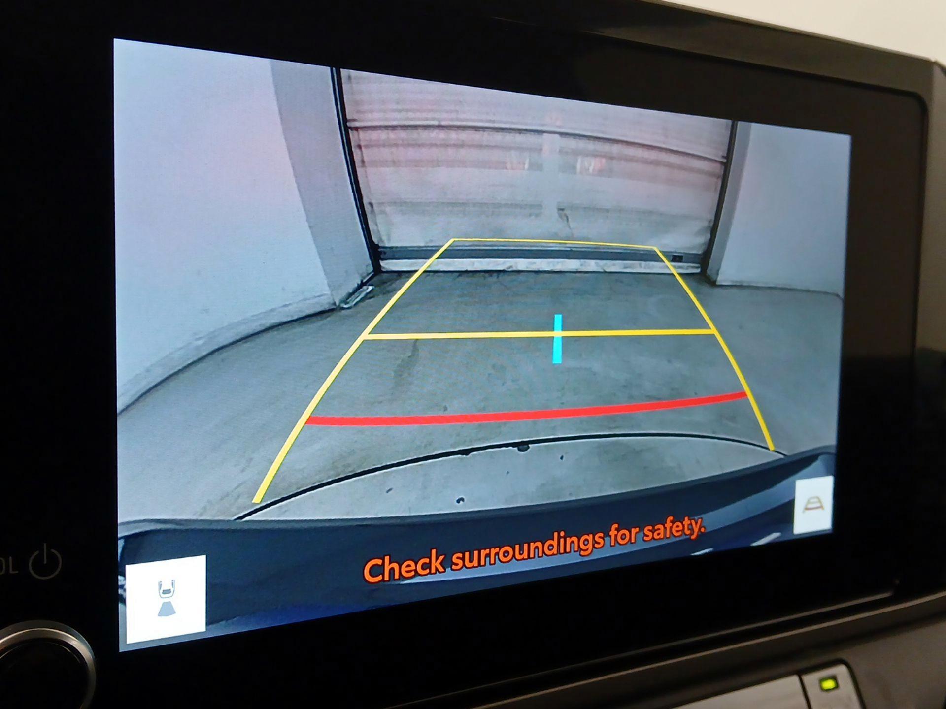 Thumbnail: 2025 Toyota Camry - 14