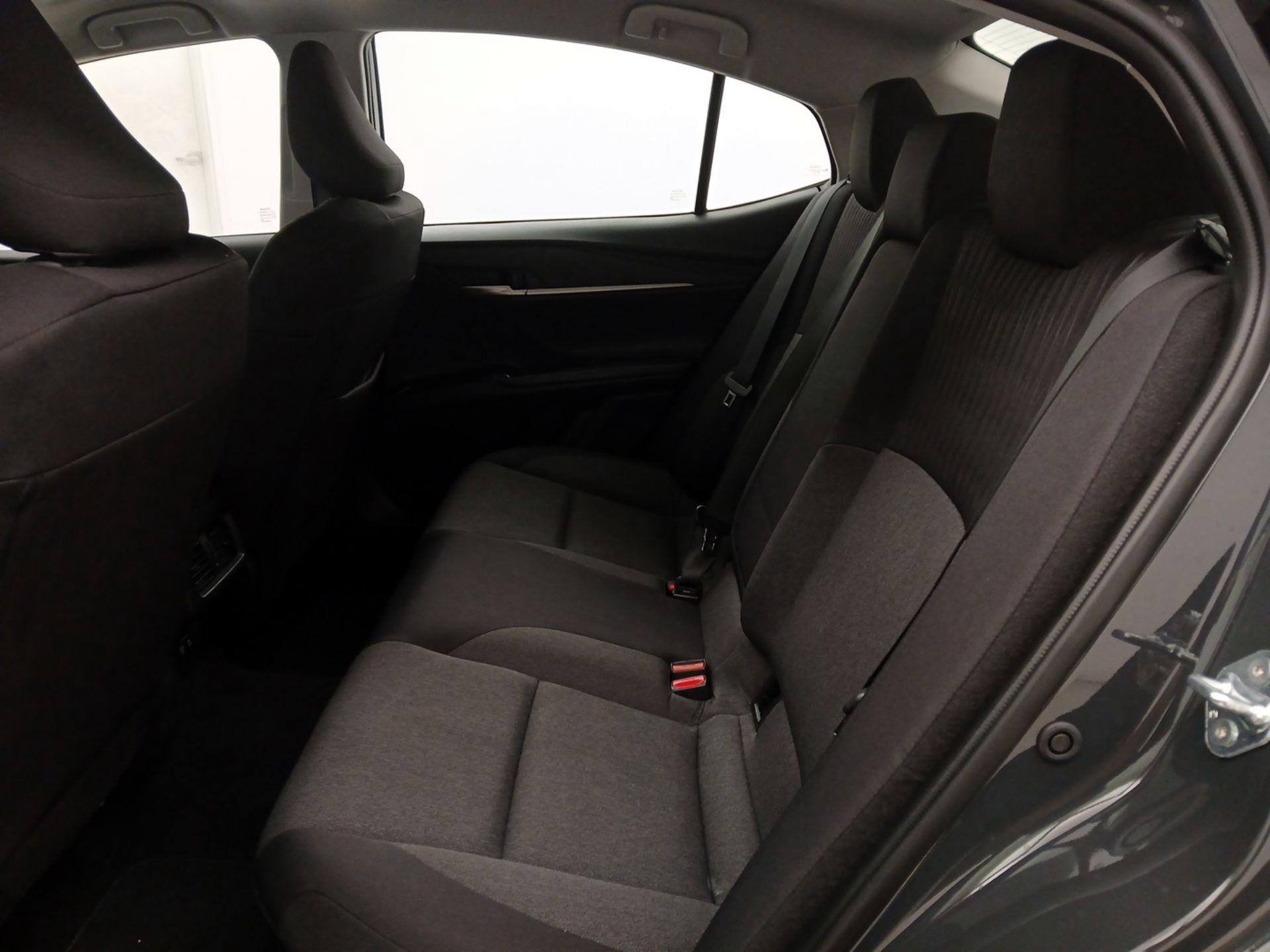 Thumbnail: 2025 Toyota Camry - 19