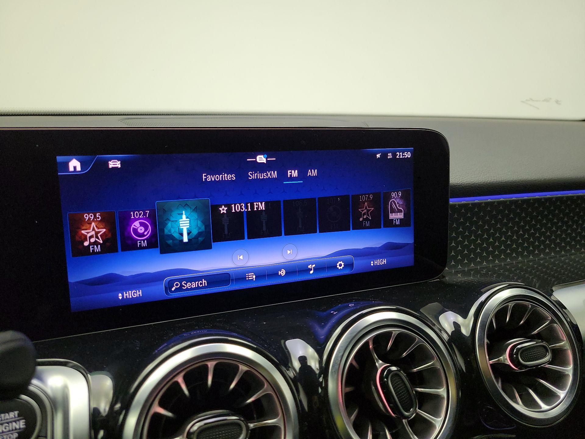 Thumbnail: 2024 Mercedes-Benz GLB - 15