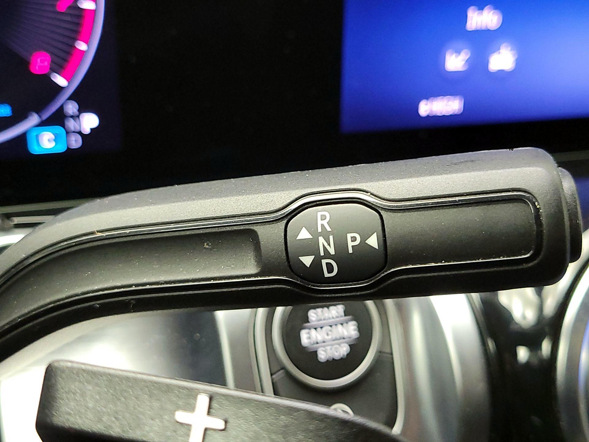 Thumbnail: 2024 Mercedes-Benz GLB - 17