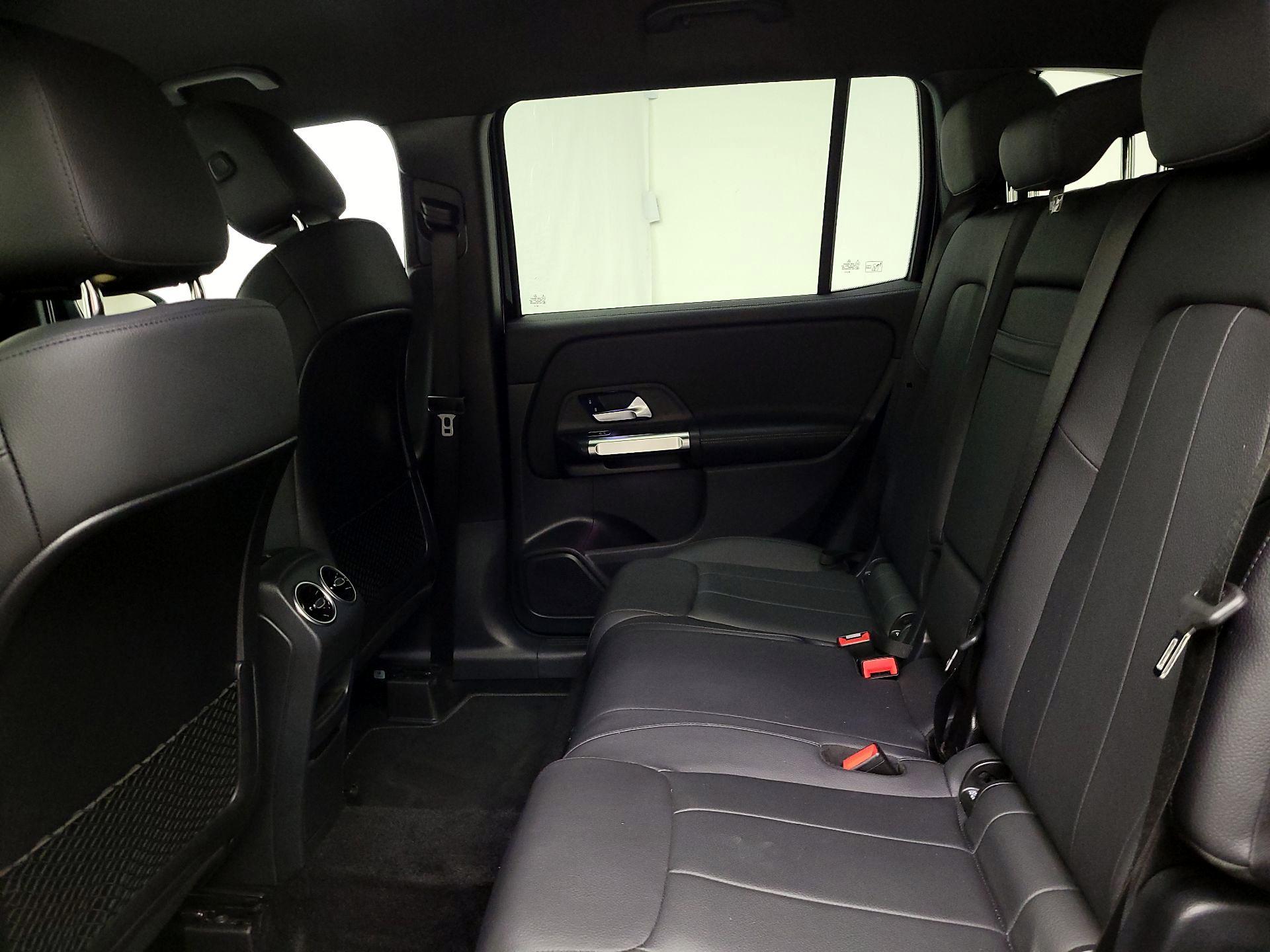 Thumbnail: 2024 Mercedes-Benz GLB - 19