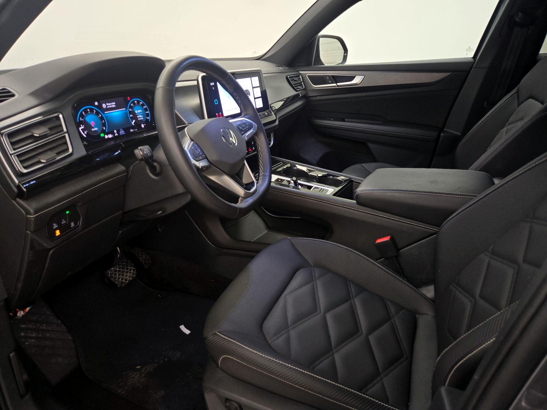 Thumbnail: 2025 Volkswagen Atlas - 11