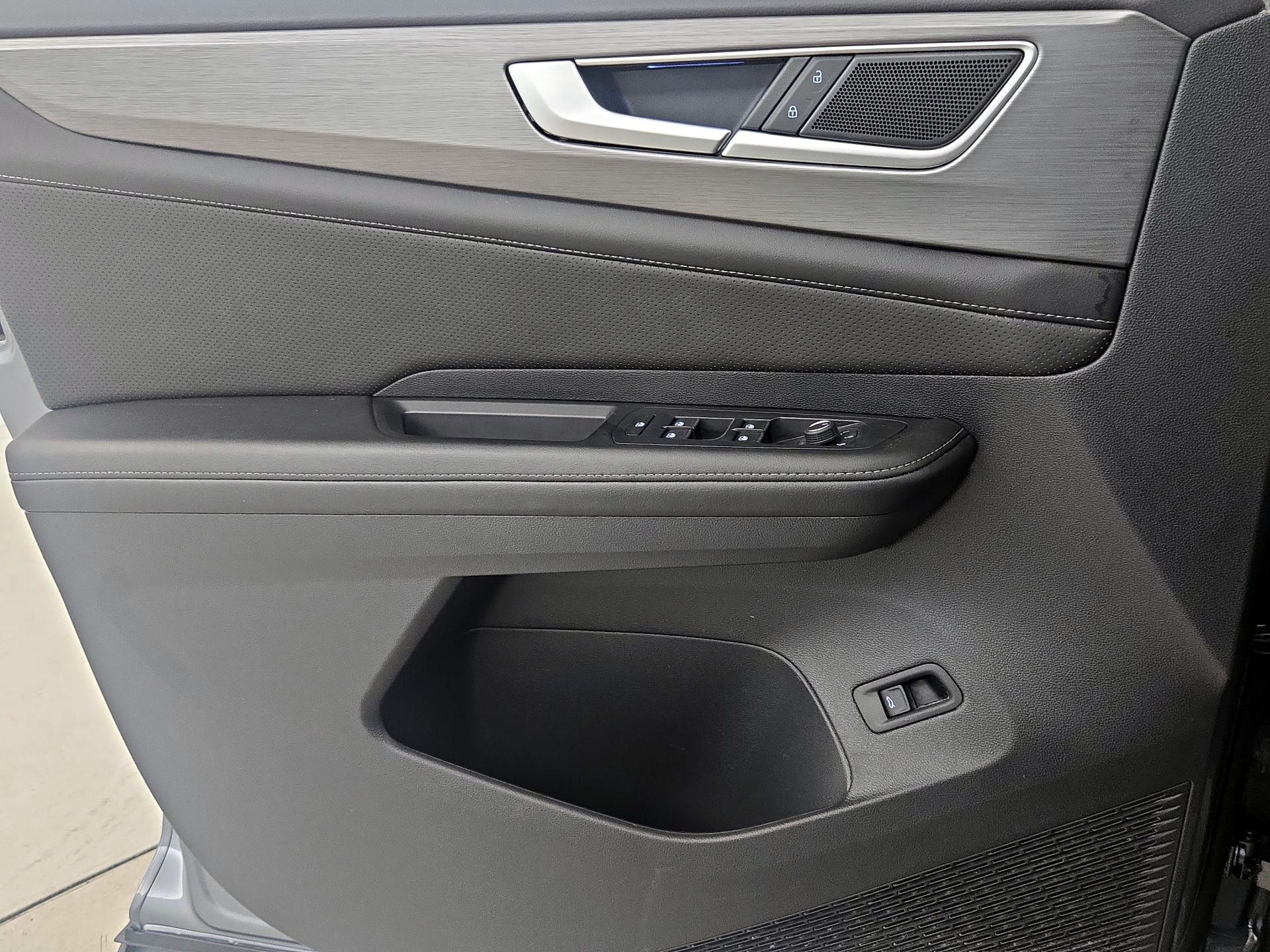 Thumbnail: 2025 Volkswagen Atlas - 12