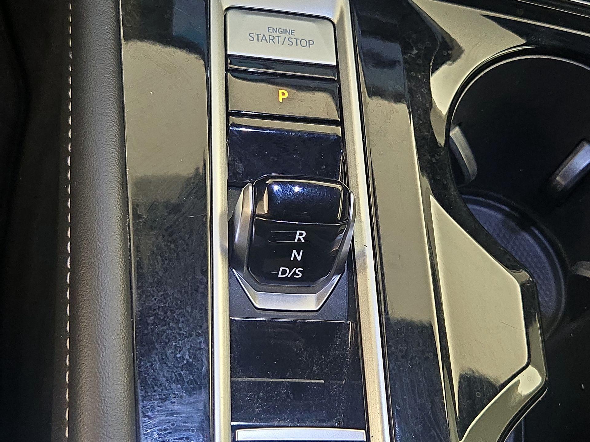 Thumbnail: 2025 Volkswagen Atlas - 17