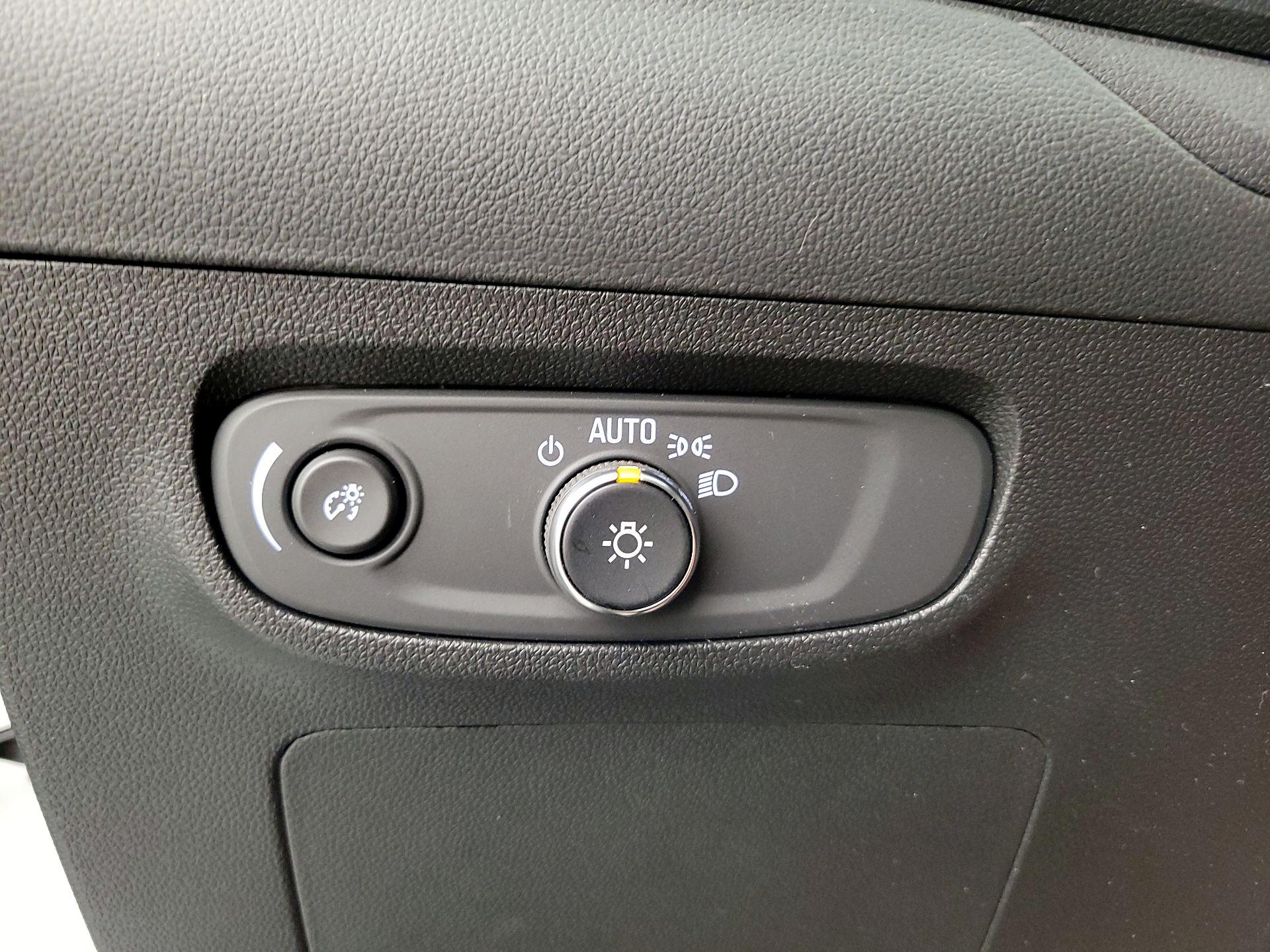 Thumbnail: 2025 Buick Encore GX - 13