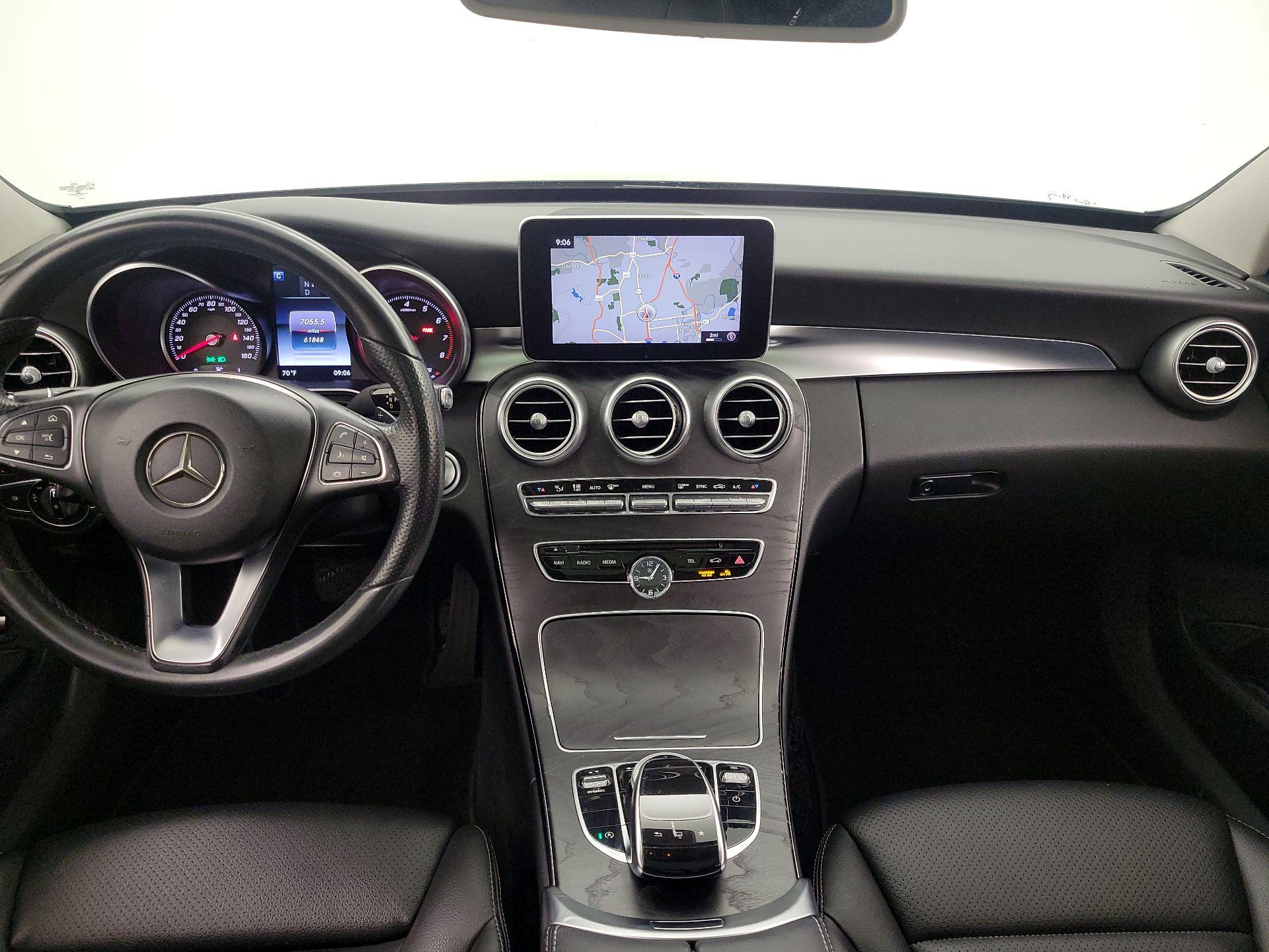 Thumbnail: 2016 Mercedes-Benz C-Class - 9