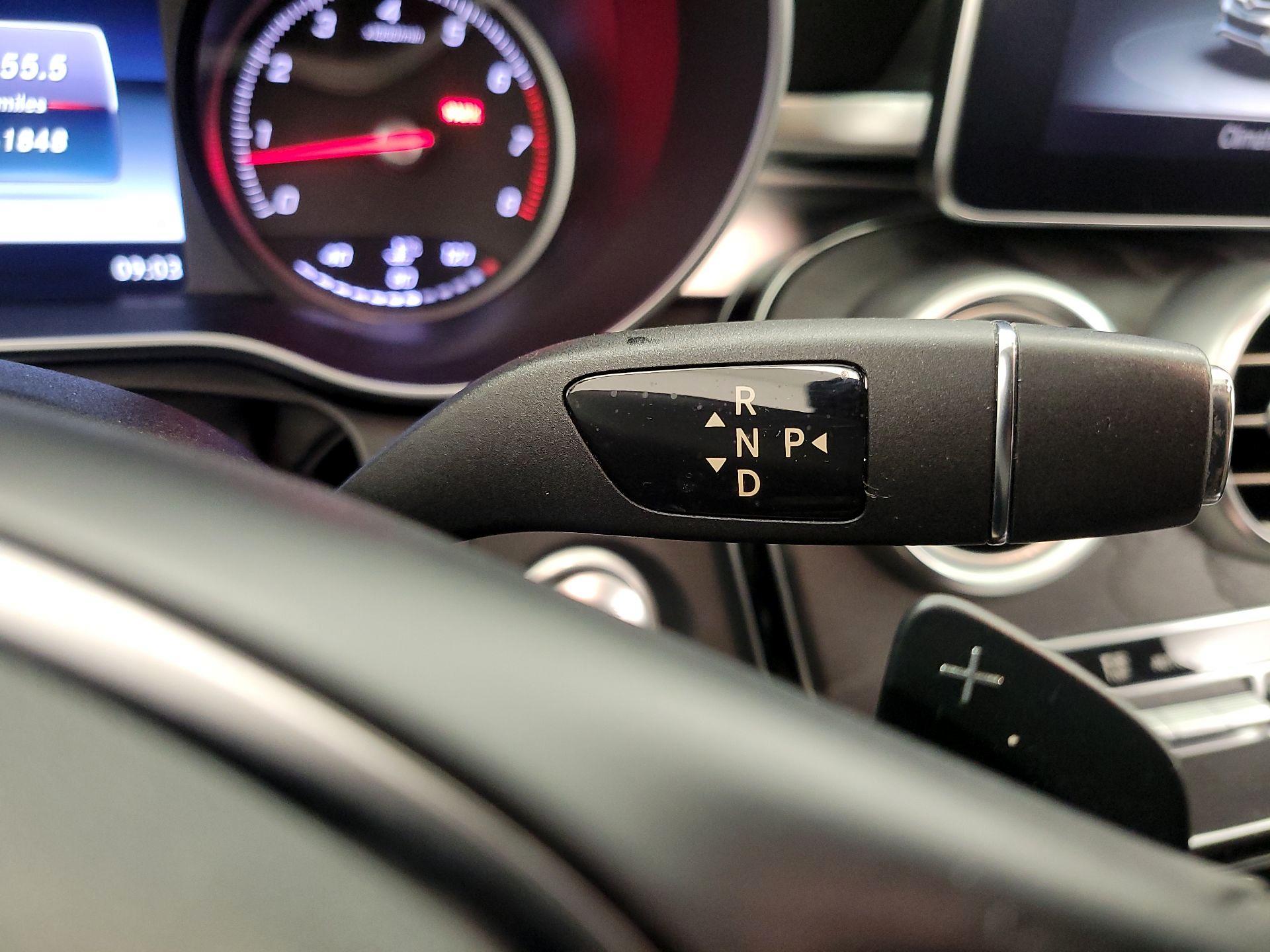 Thumbnail: 2016 Mercedes-Benz C-Class - 18