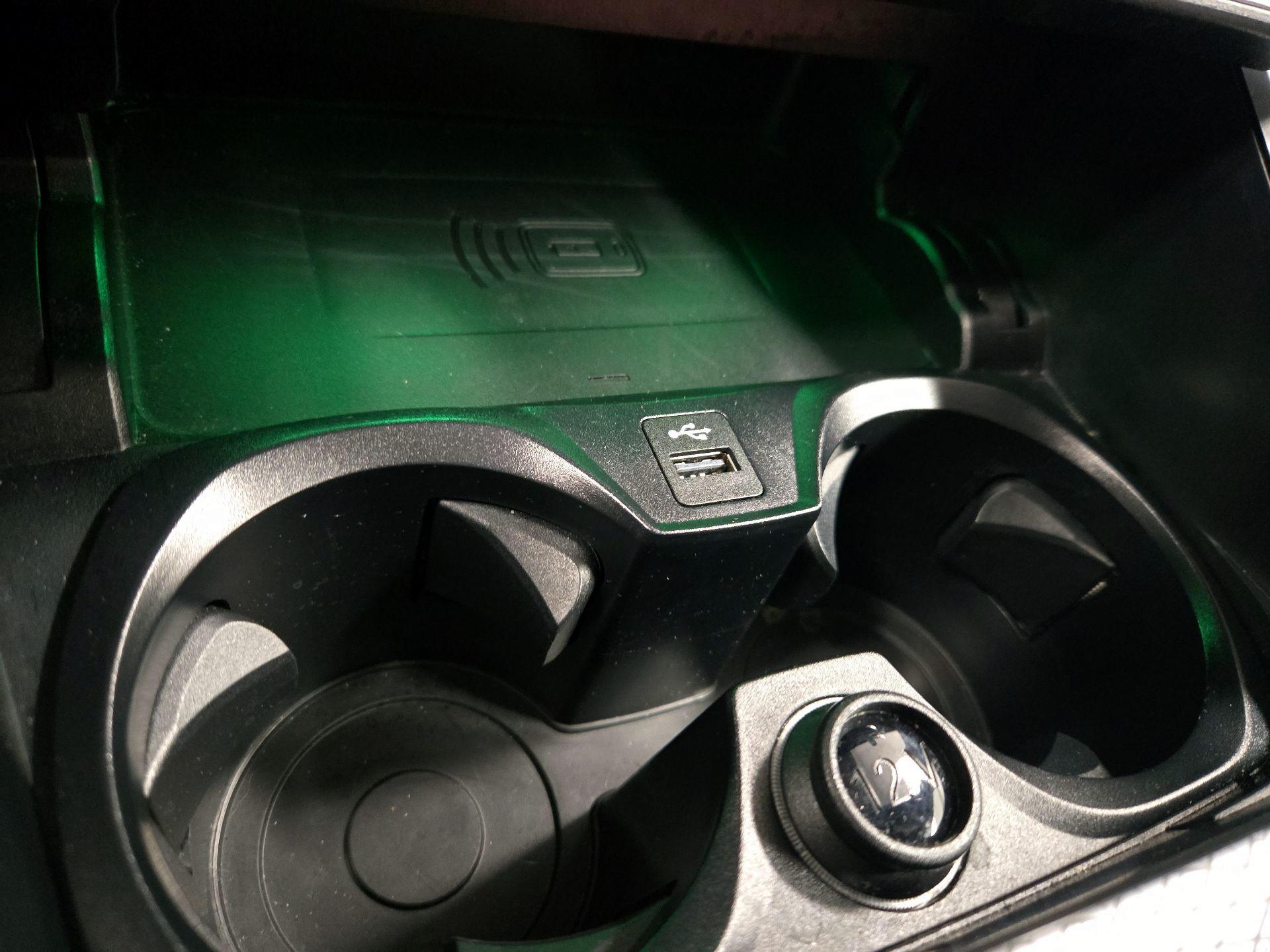 Thumbnail: 2025 BMW 4 Series - 18