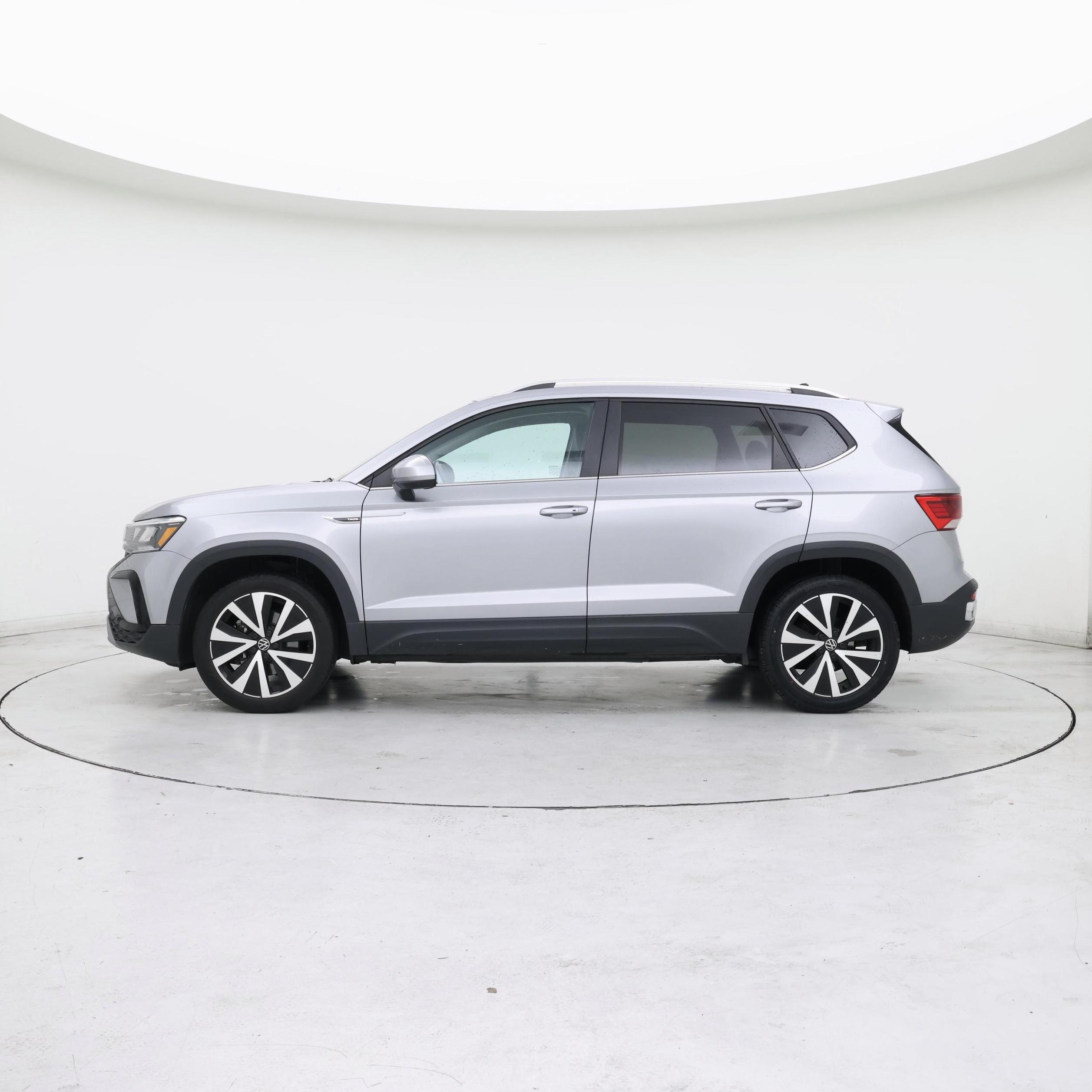 Thumbnail: 2024 Volkswagen Taos - 3