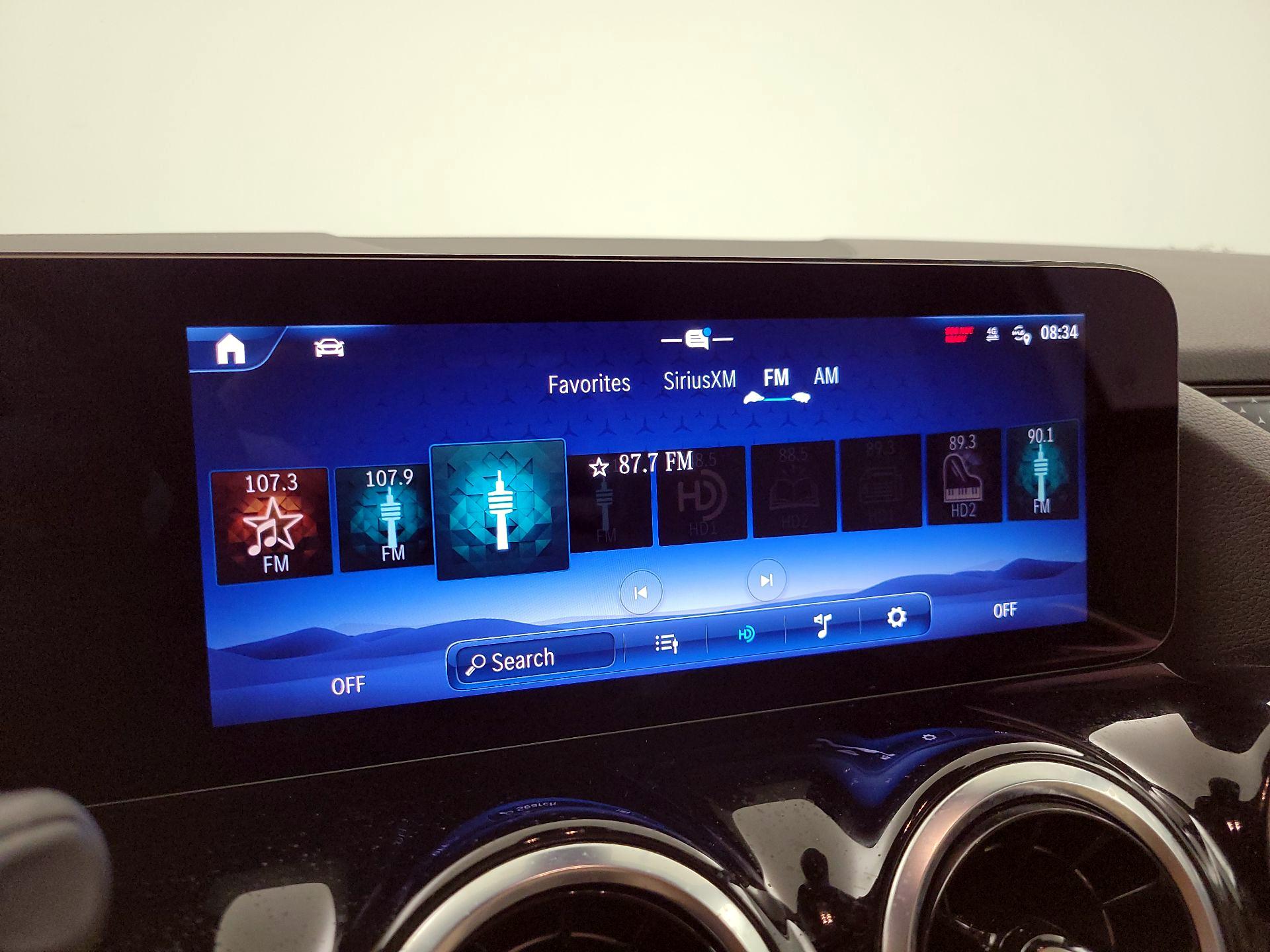 Thumbnail: 2025 Mercedes-Benz GLA - 15