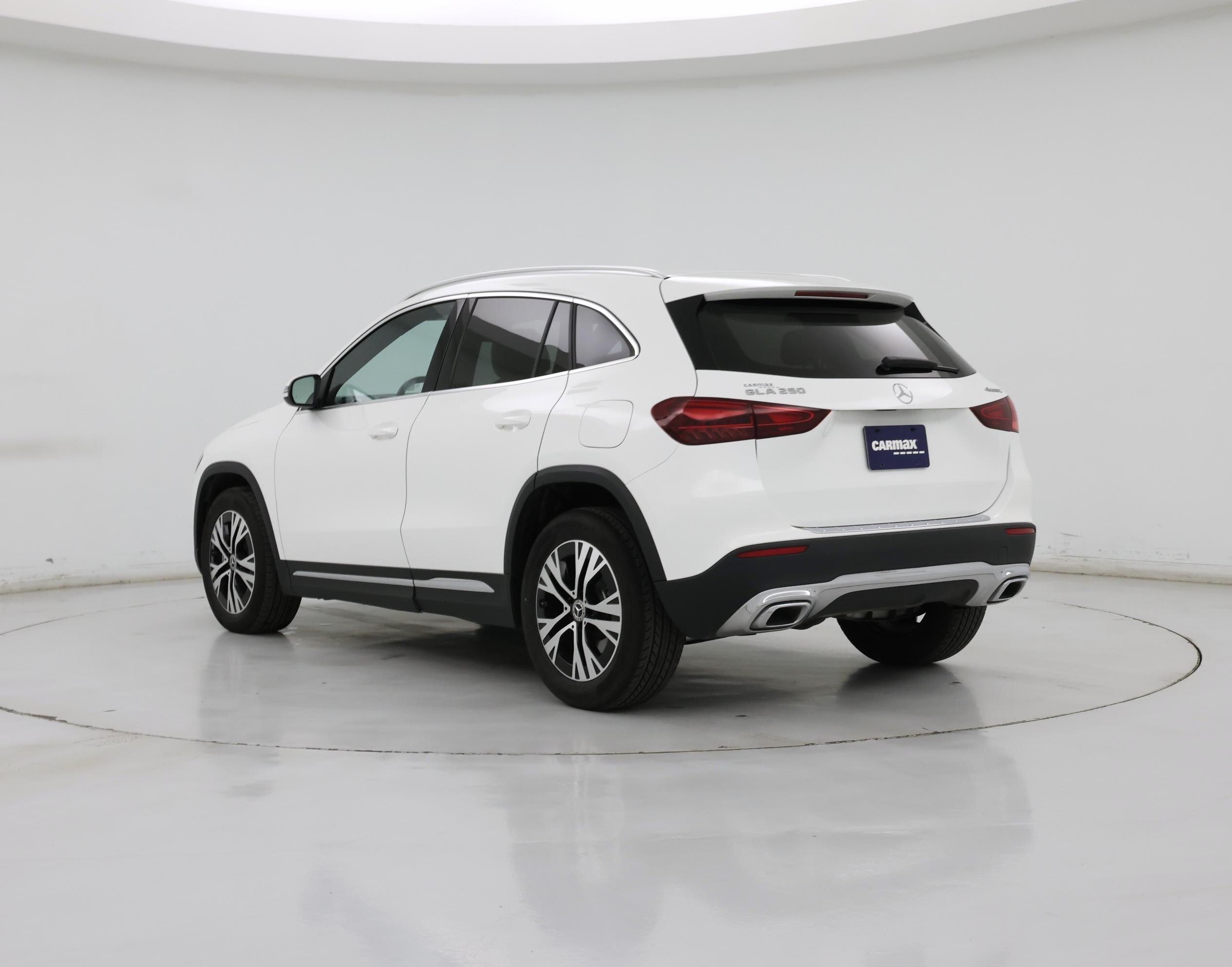 Thumbnail: 2025 Mercedes-Benz GLA - 2