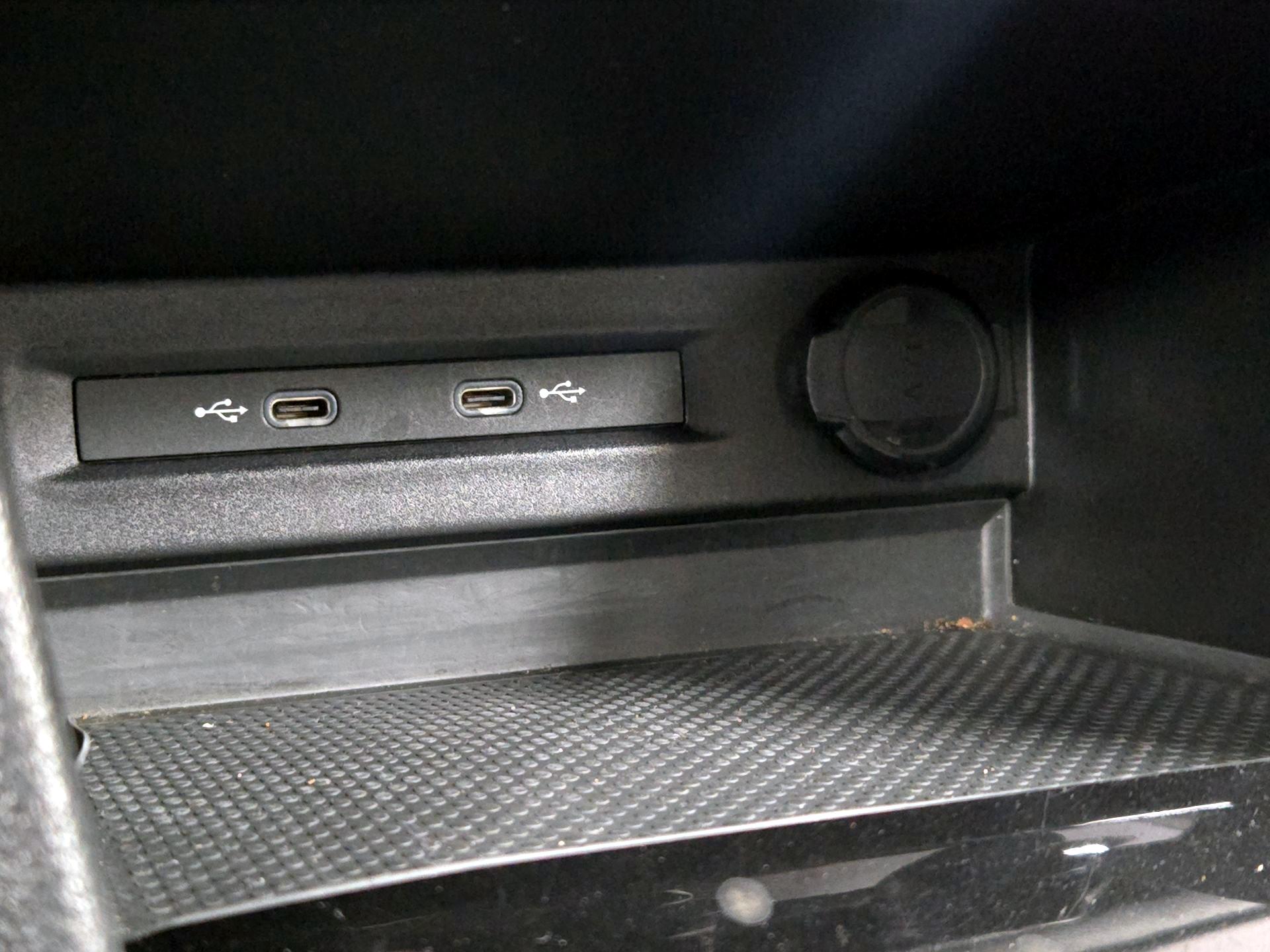 Thumbnail: 2024 Volkswagen Taos - 18