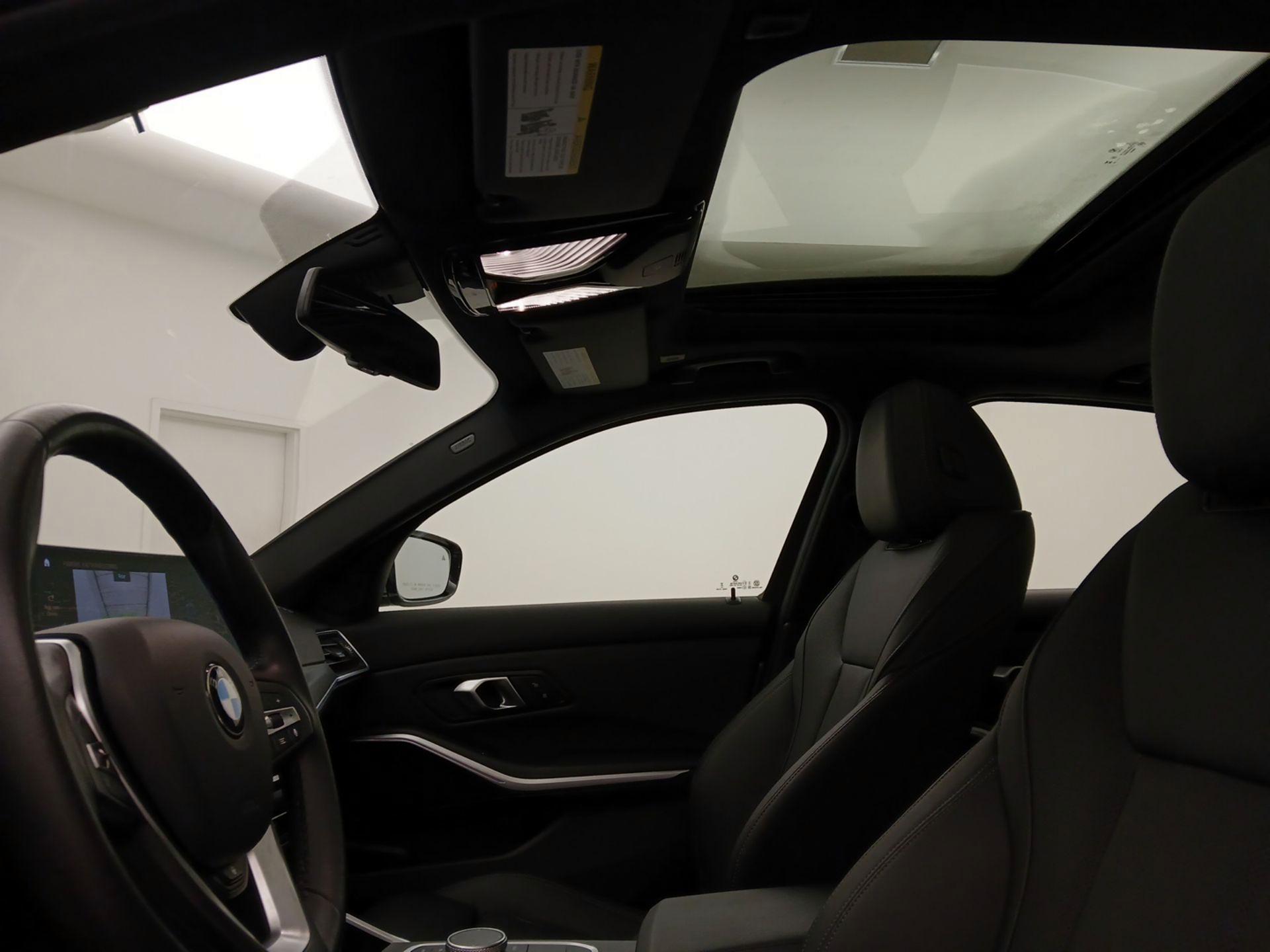 Thumbnail: 2024 BMW 3 Series - 19