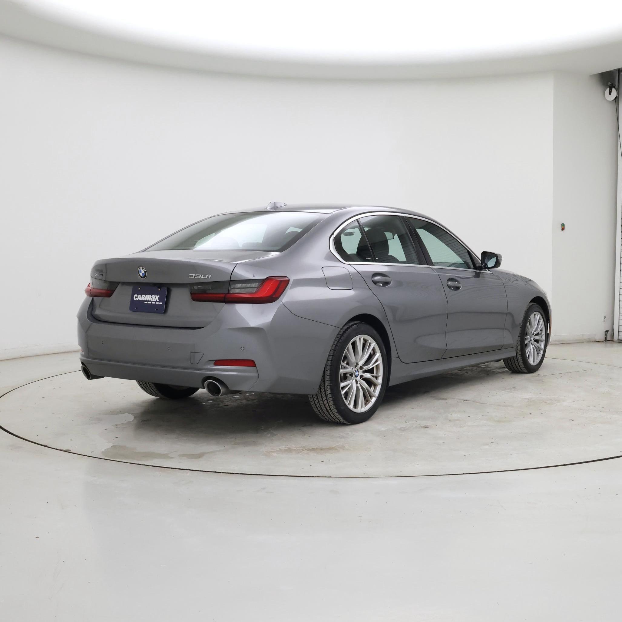 Thumbnail: 2024 BMW 3 Series - 8