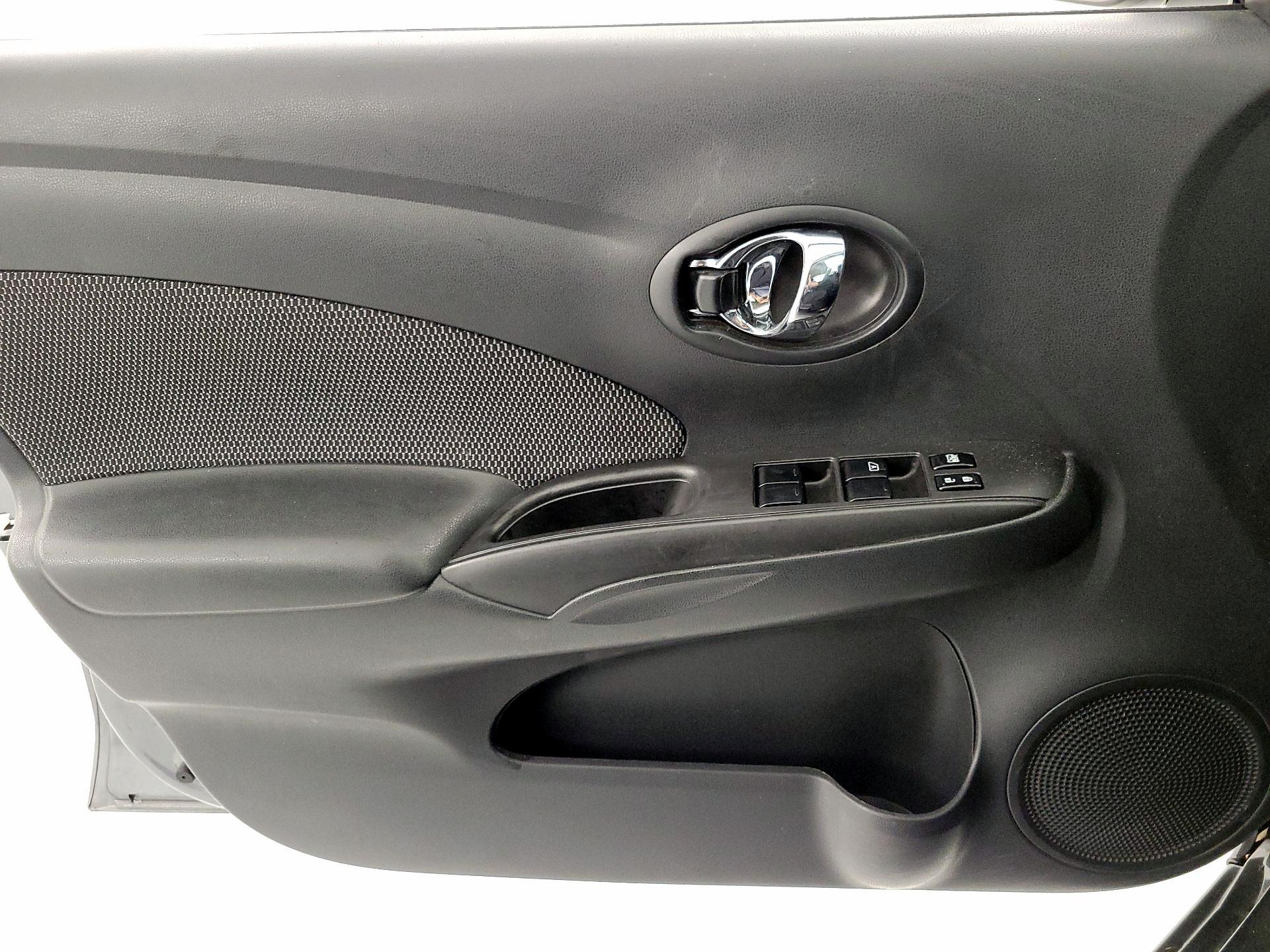 Thumbnail: 2016 Nissan Versa - 12