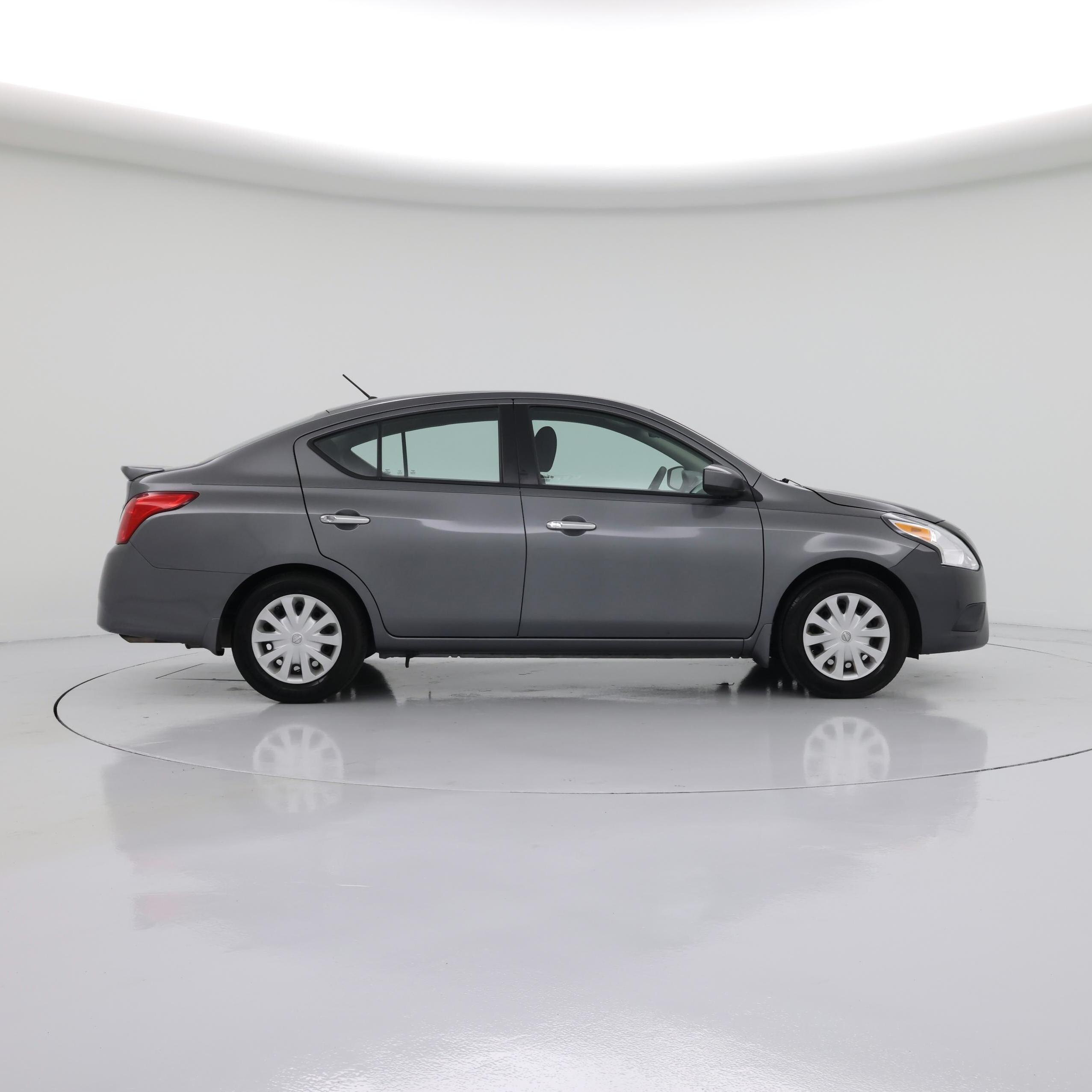 Thumbnail: 2016 Nissan Versa - 7
