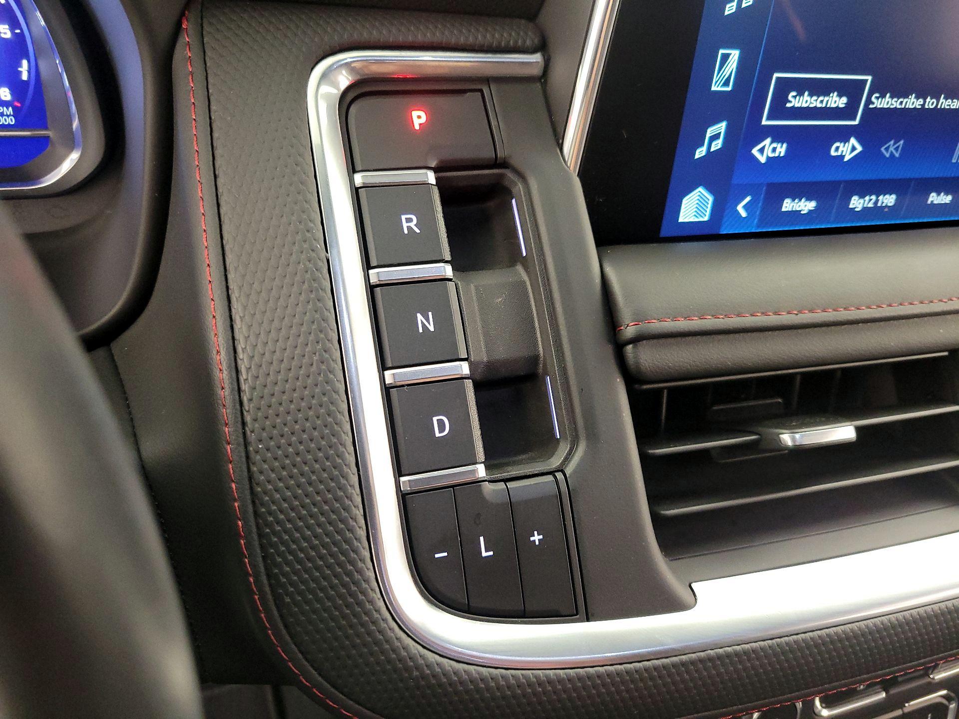 Thumbnail: 2022 Chevrolet Tahoe - 17