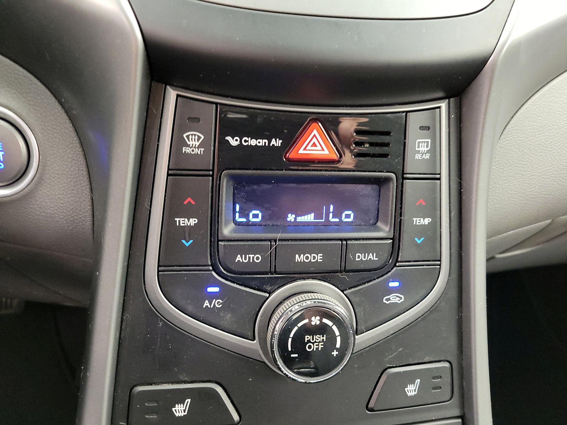 Thumbnail: 2016 Hyundai Elantra - 16