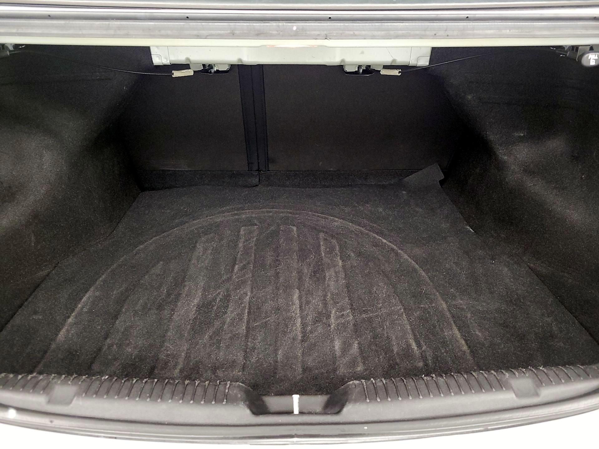 Thumbnail: 2016 Hyundai Elantra - 20