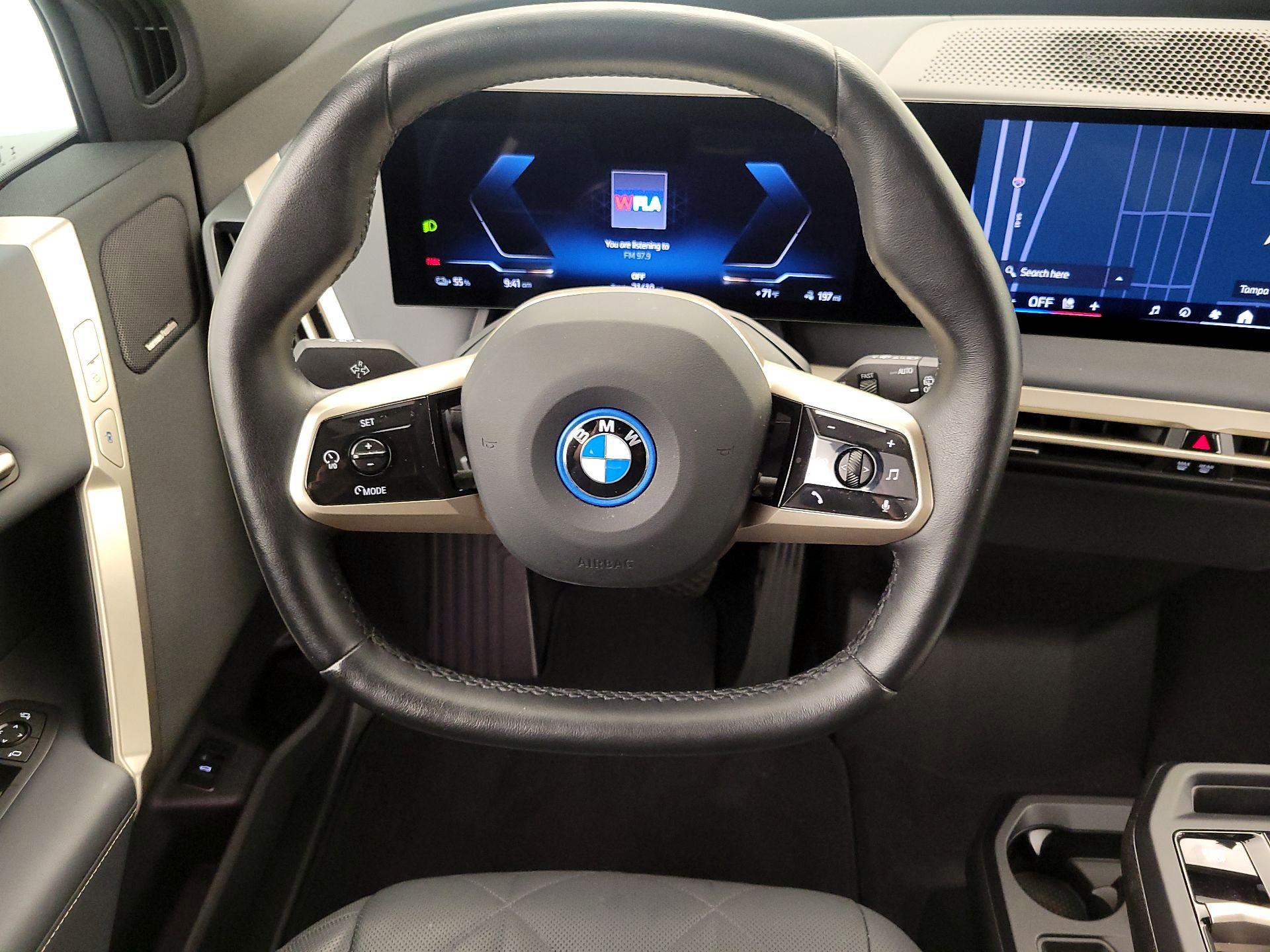 Thumbnail: 2024 BMW iX - 10