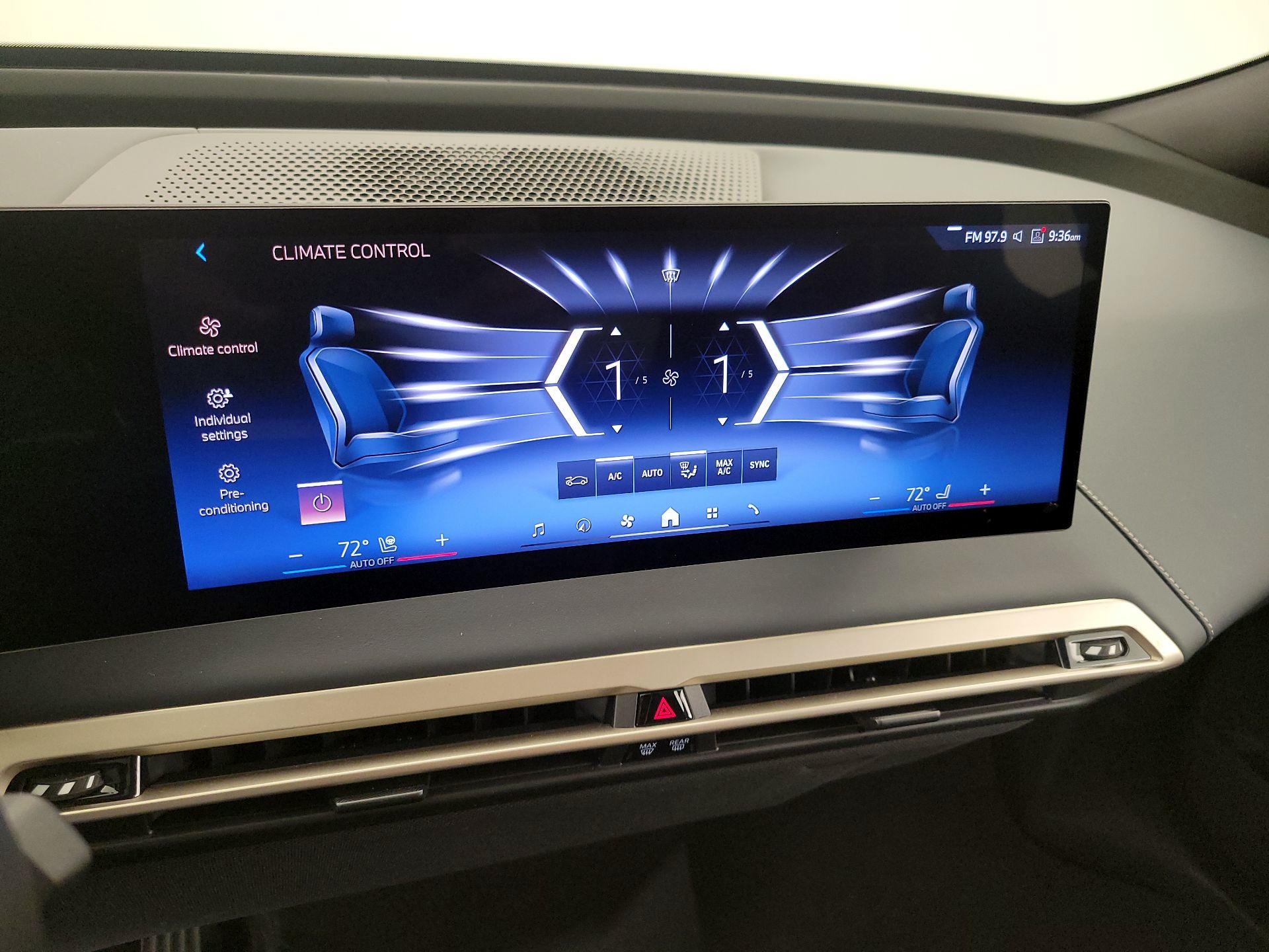 Thumbnail: 2024 BMW iX - 17