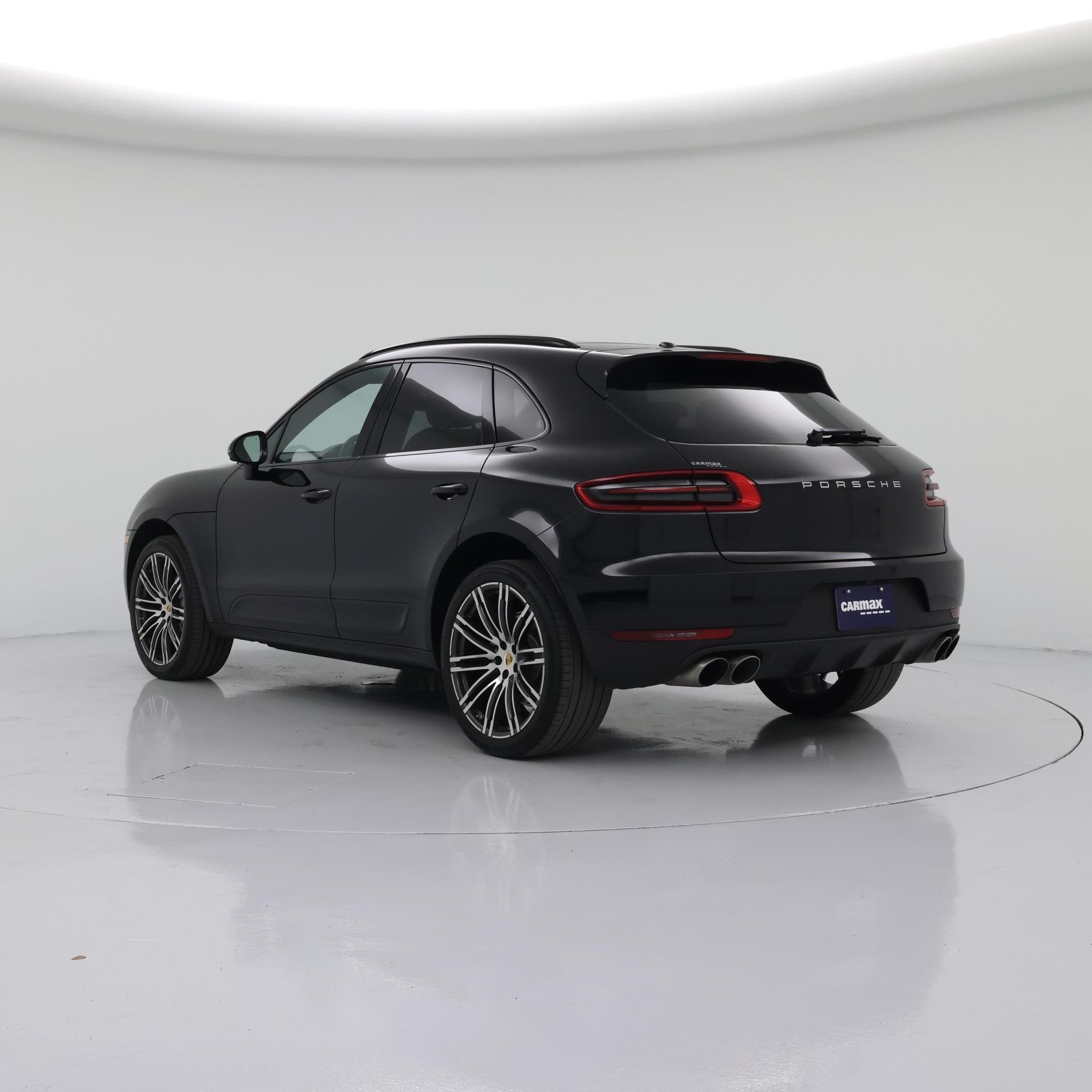 Thumbnail: 2018 Porsche Macan - 2