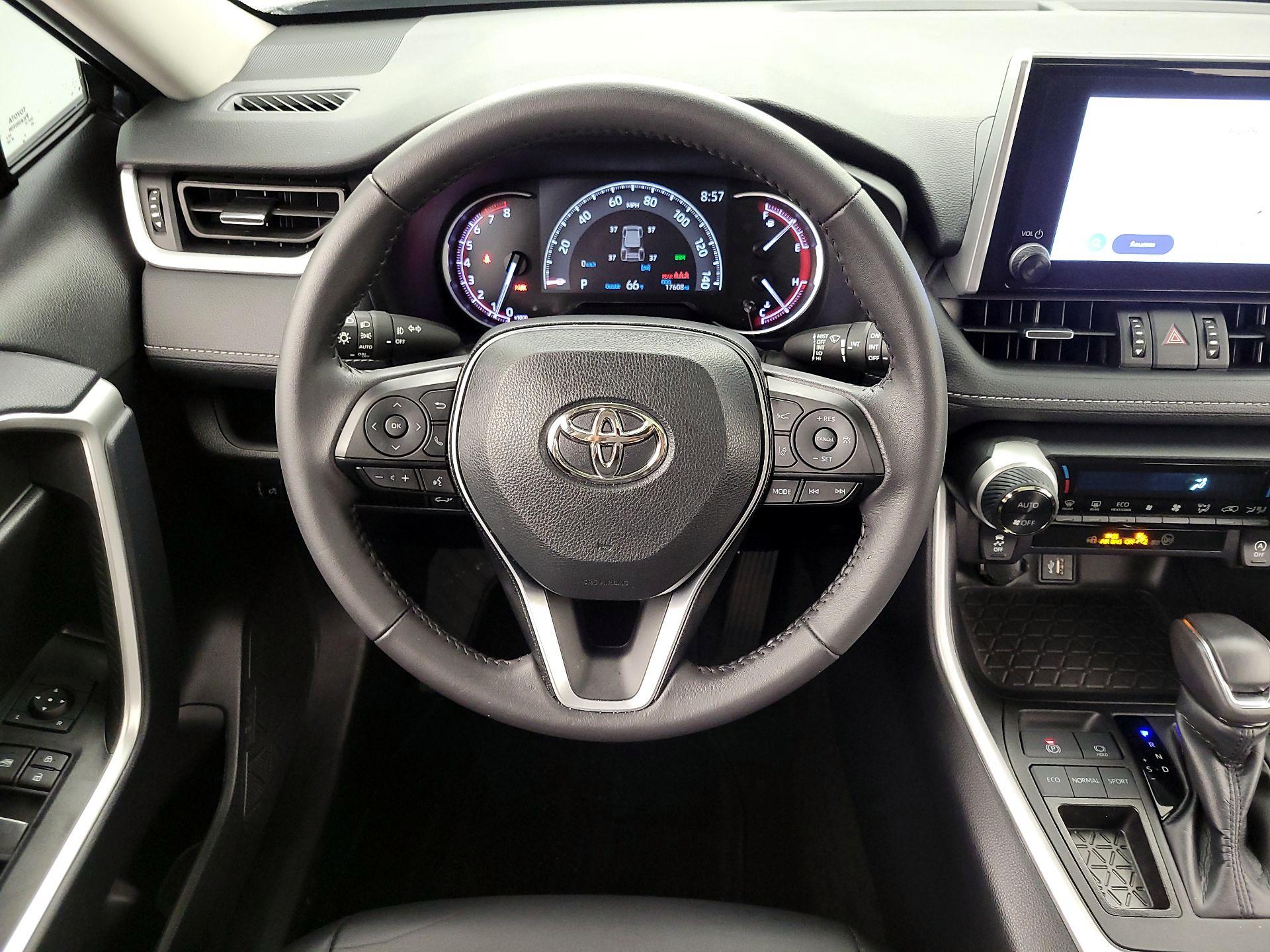 Thumbnail: 2024 Toyota RAV4 - 10