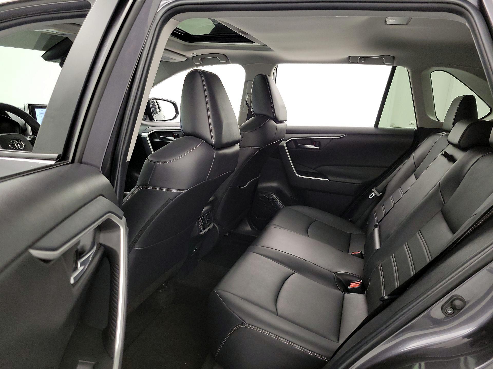 Thumbnail: 2024 Toyota RAV4 - 20