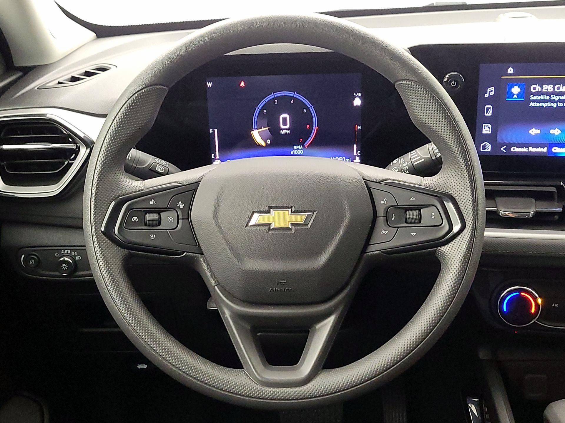 Thumbnail: 2025 Chevrolet TrailBlazer - 10