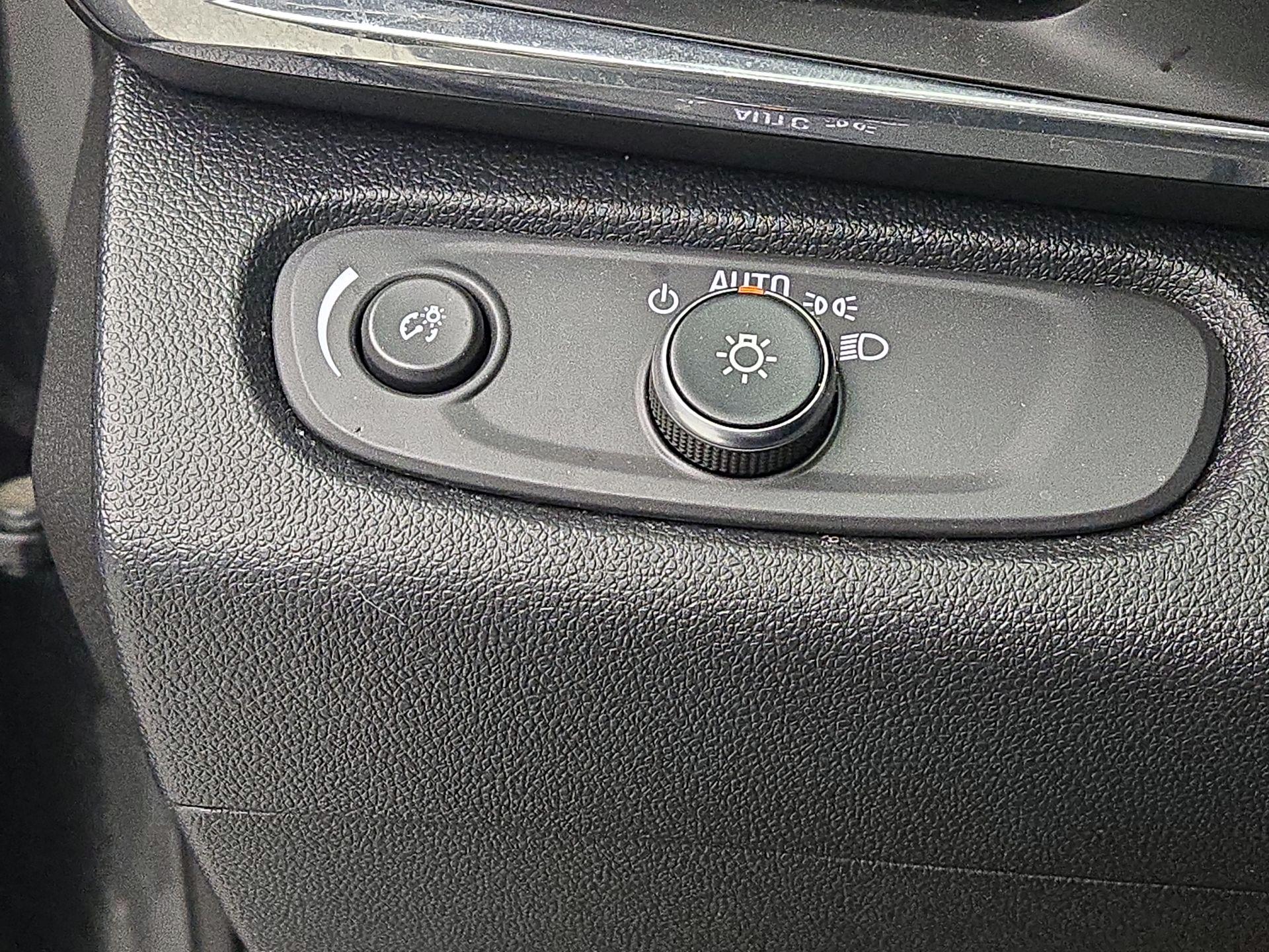 Thumbnail: 2025 Buick Envista - 13