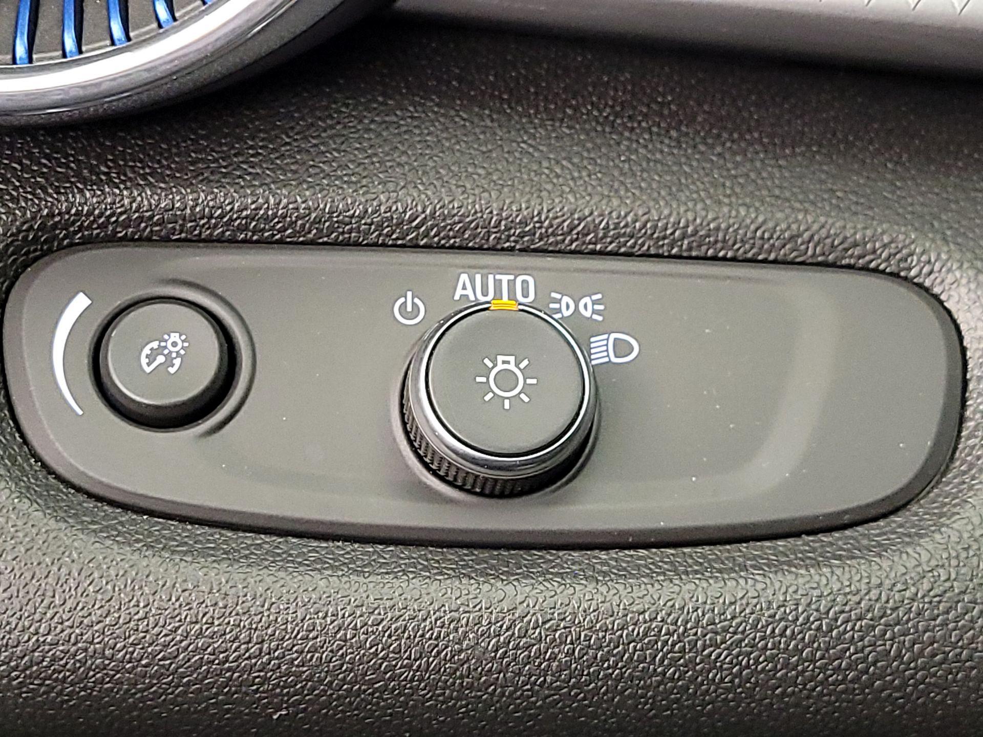 Thumbnail: 2025 Chevrolet Trax - 13