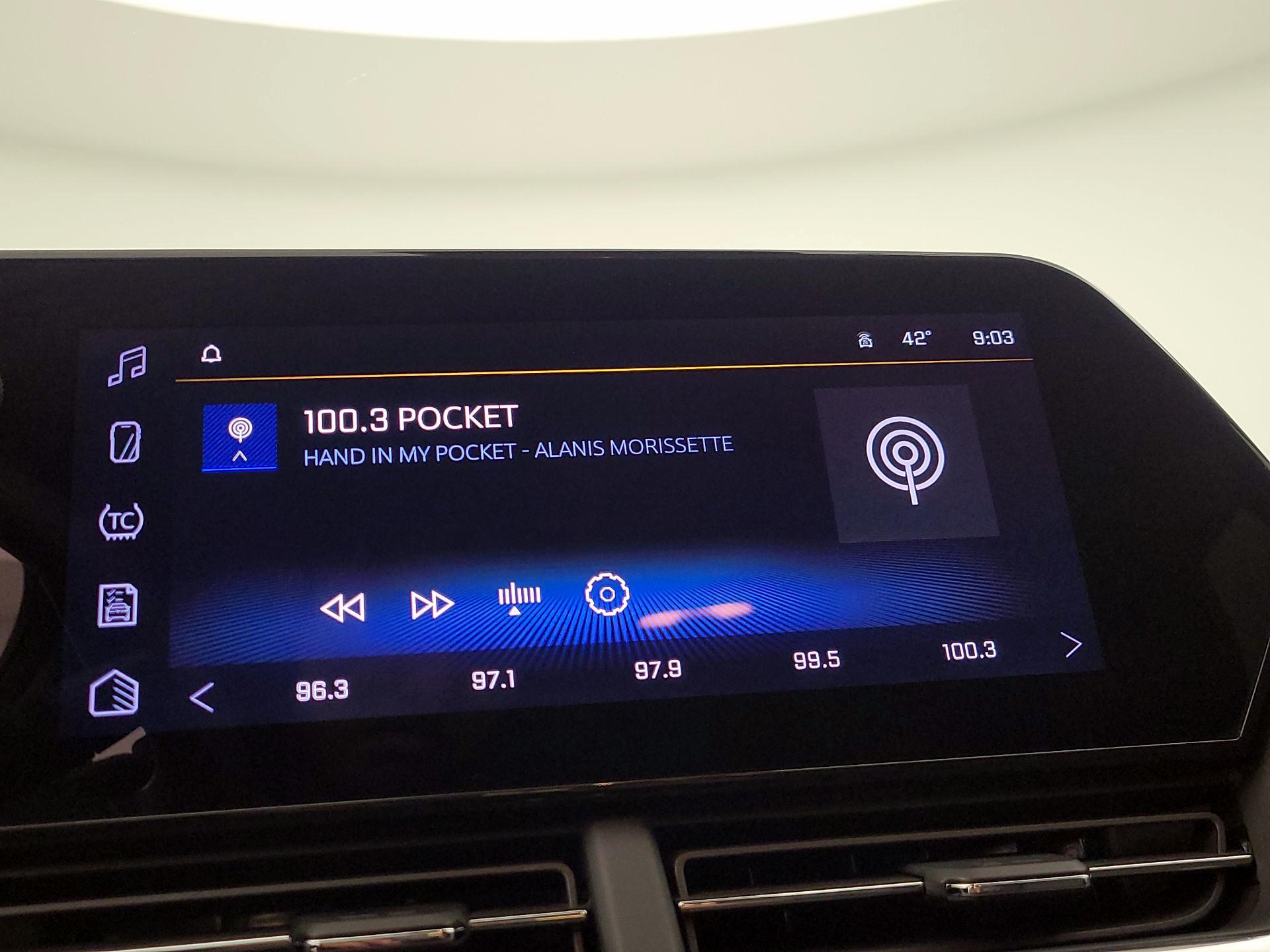 Thumbnail: 2025 Chevrolet Trax - 15