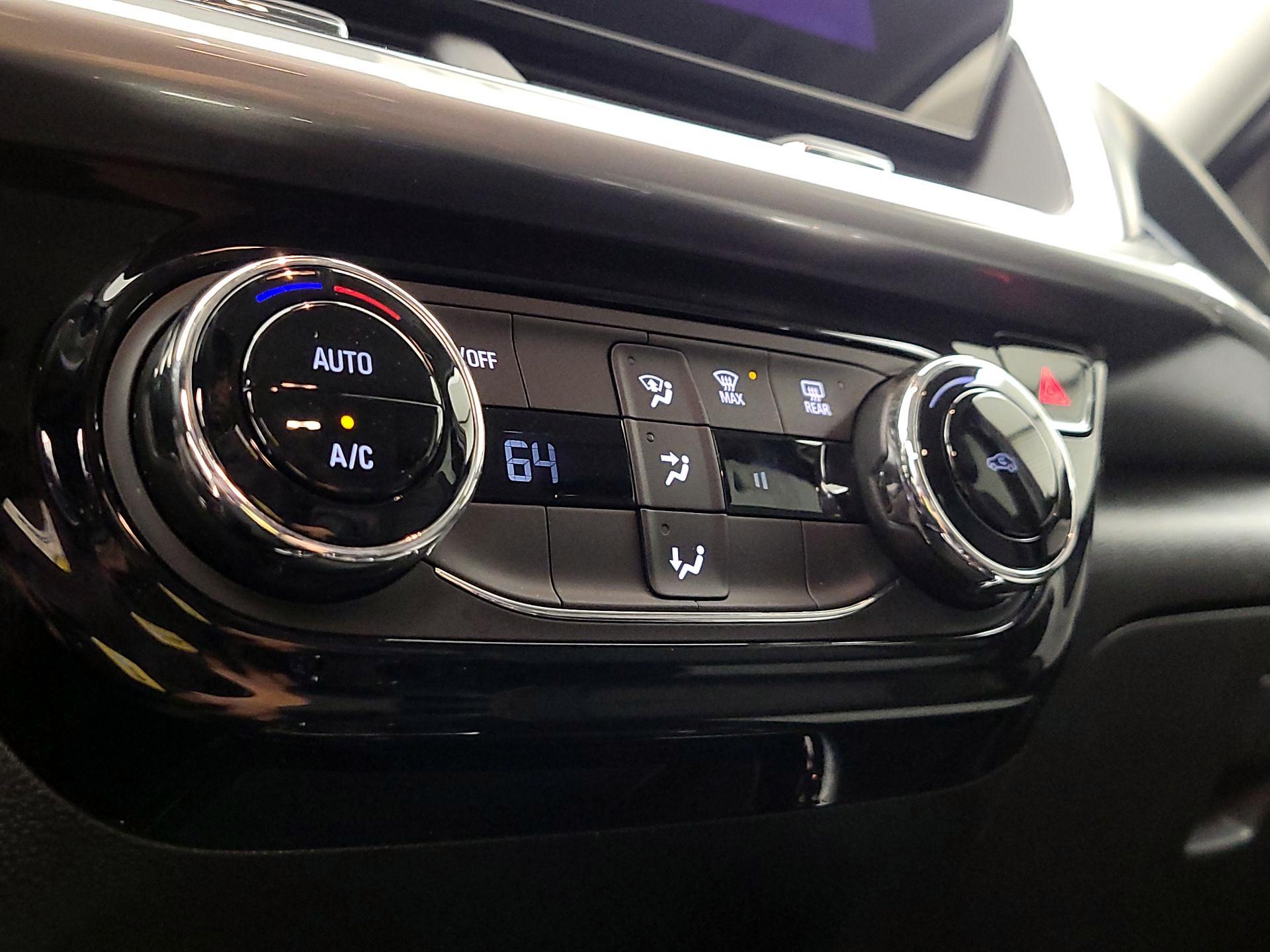 Thumbnail: 2025 Chevrolet Trax - 16