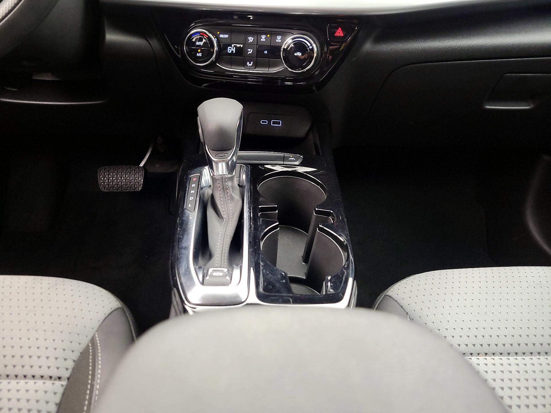 Thumbnail: 2025 Chevrolet Trax - 17