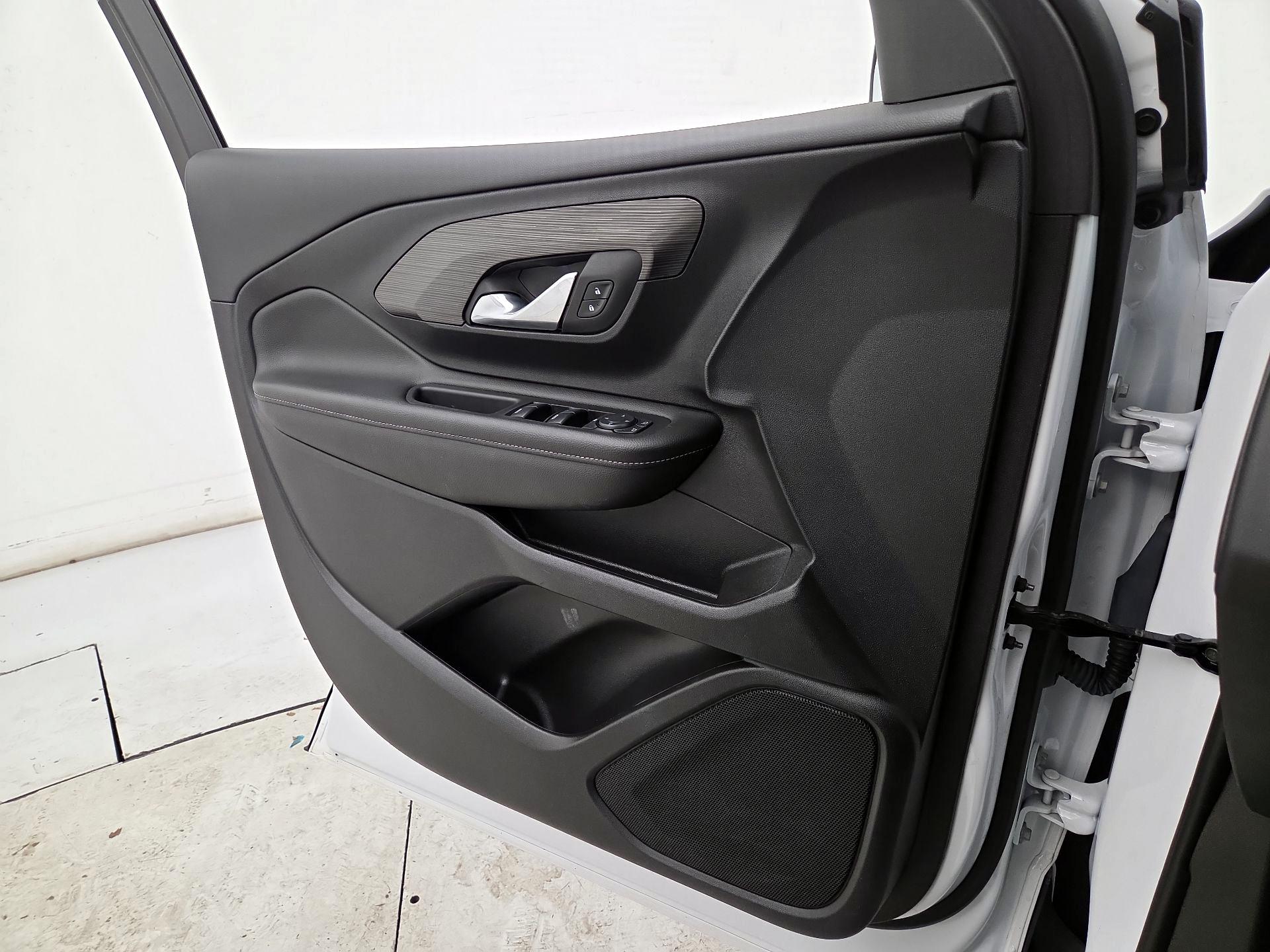 Thumbnail: 2024 GMC Terrain - 12