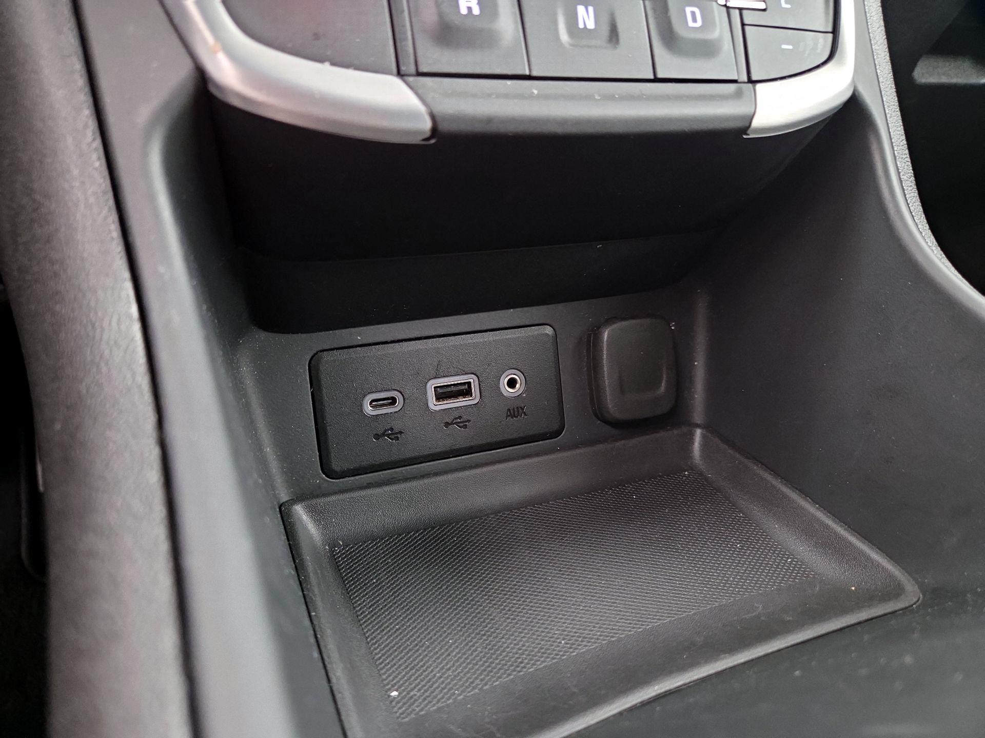 Thumbnail: 2024 GMC Terrain - 18