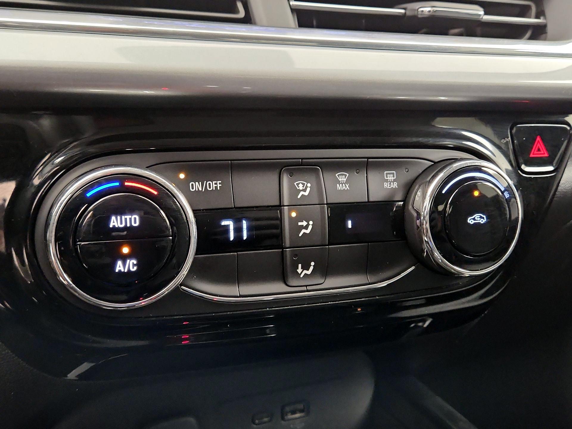 Thumbnail: 2025 Chevrolet Trax - 16