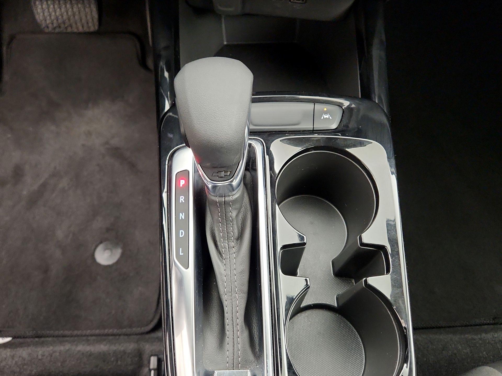 Thumbnail: 2025 Chevrolet Trax - 17