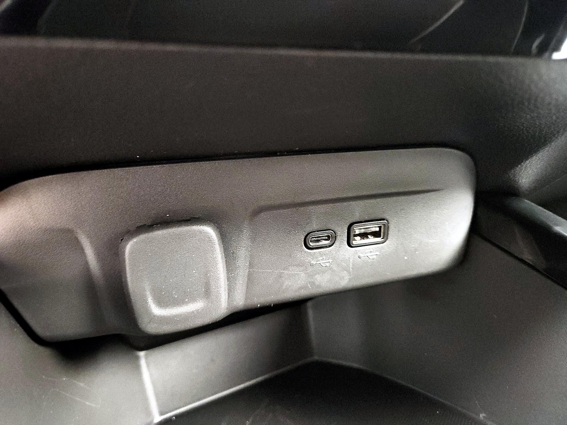 Thumbnail: 2025 Chevrolet Trax - 18