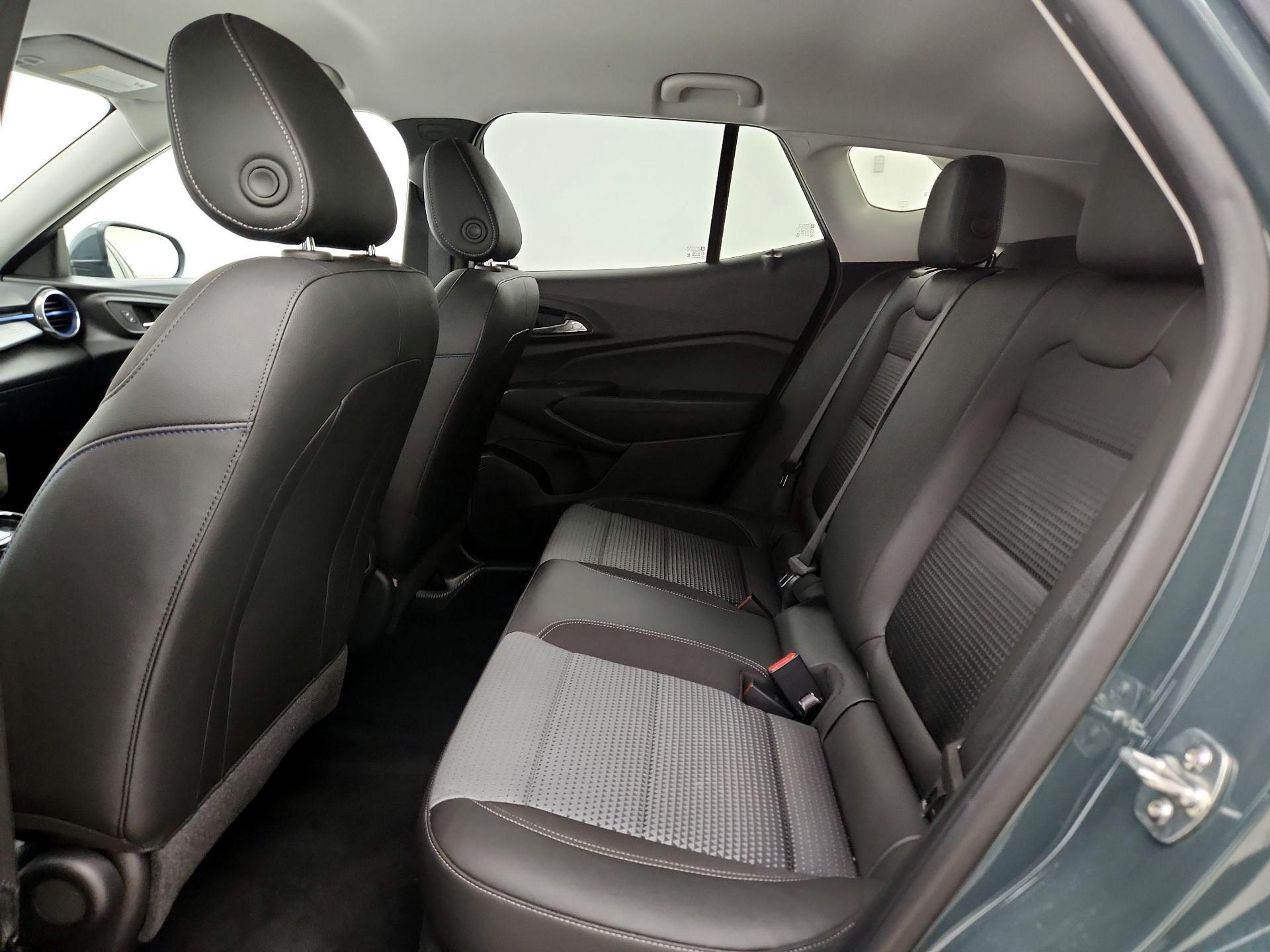 Thumbnail: 2025 Chevrolet Trax - 19