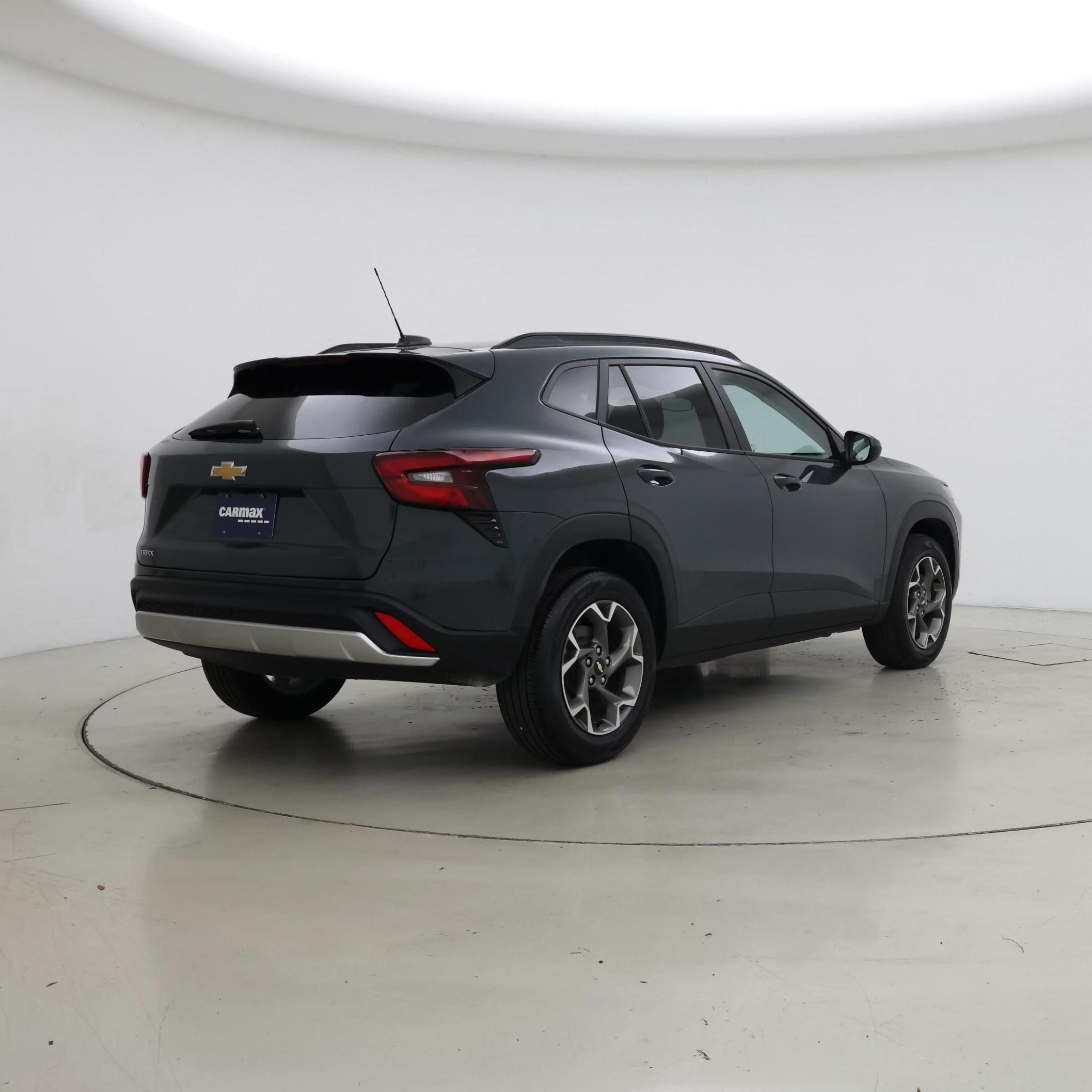 Thumbnail: 2025 Chevrolet Trax - 8