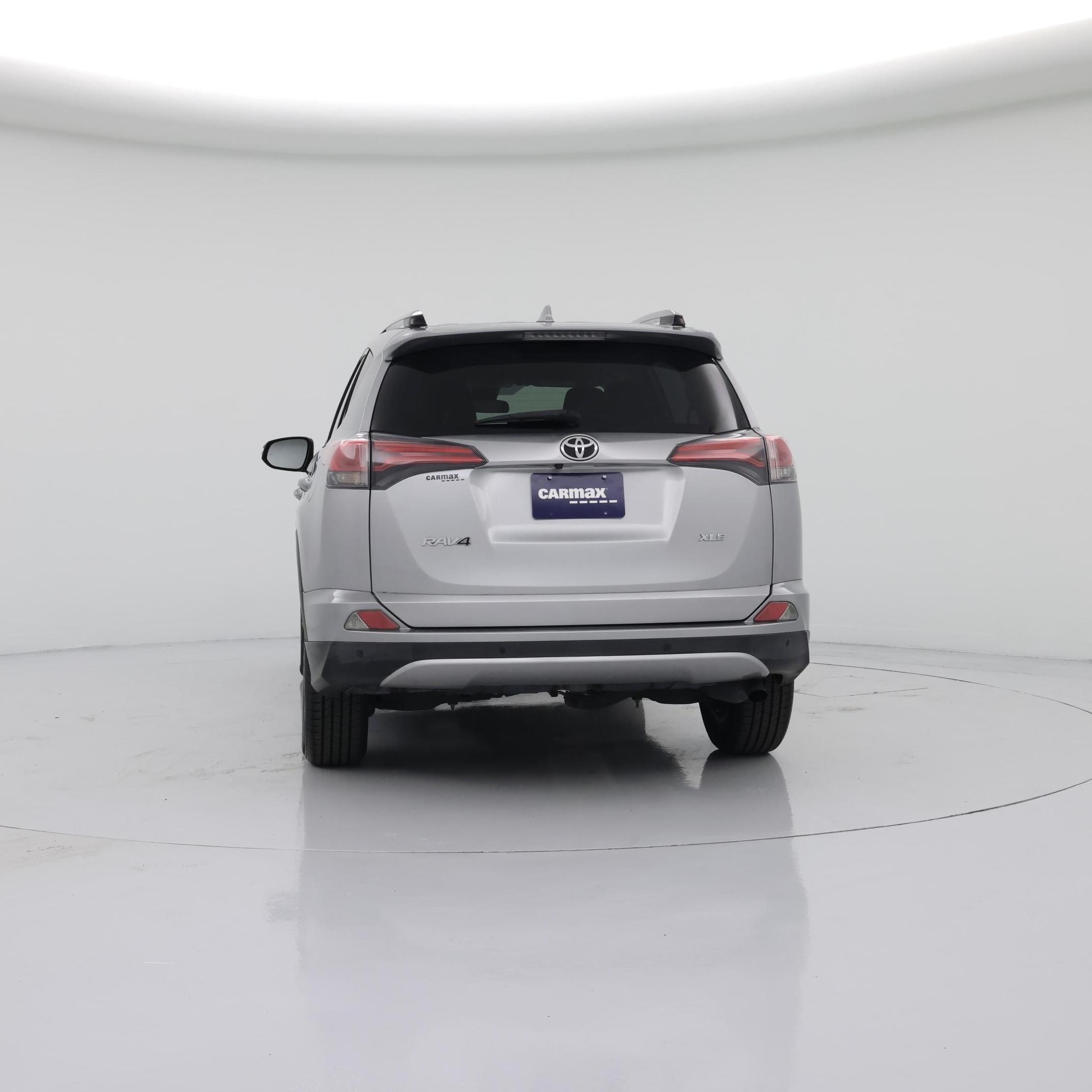 Thumbnail: 2018 Toyota RAV4 - 6