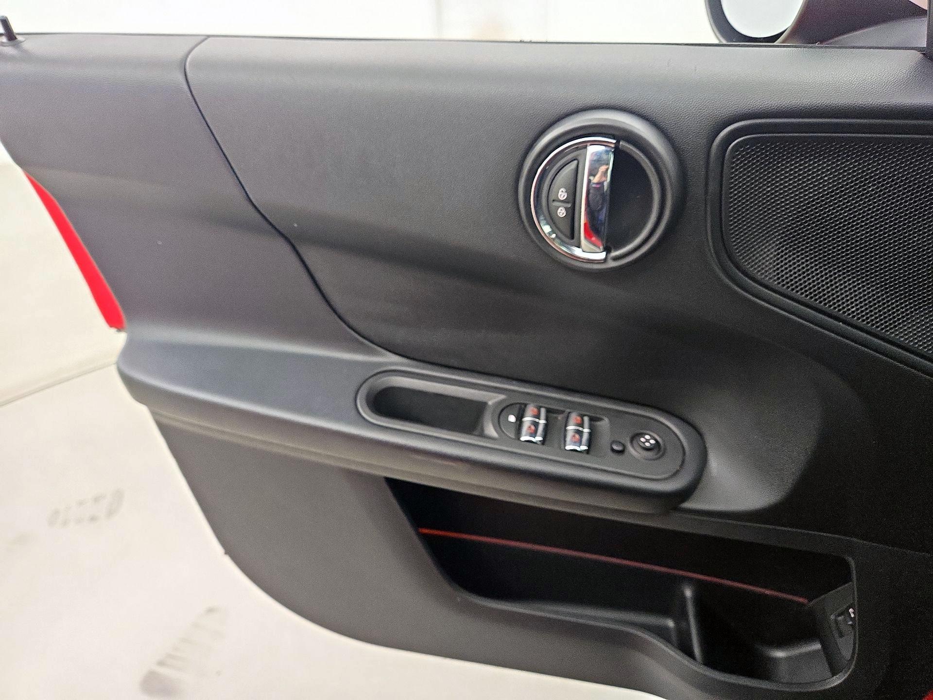 Thumbnail: 2021 MINI Cooper Countryman - 12