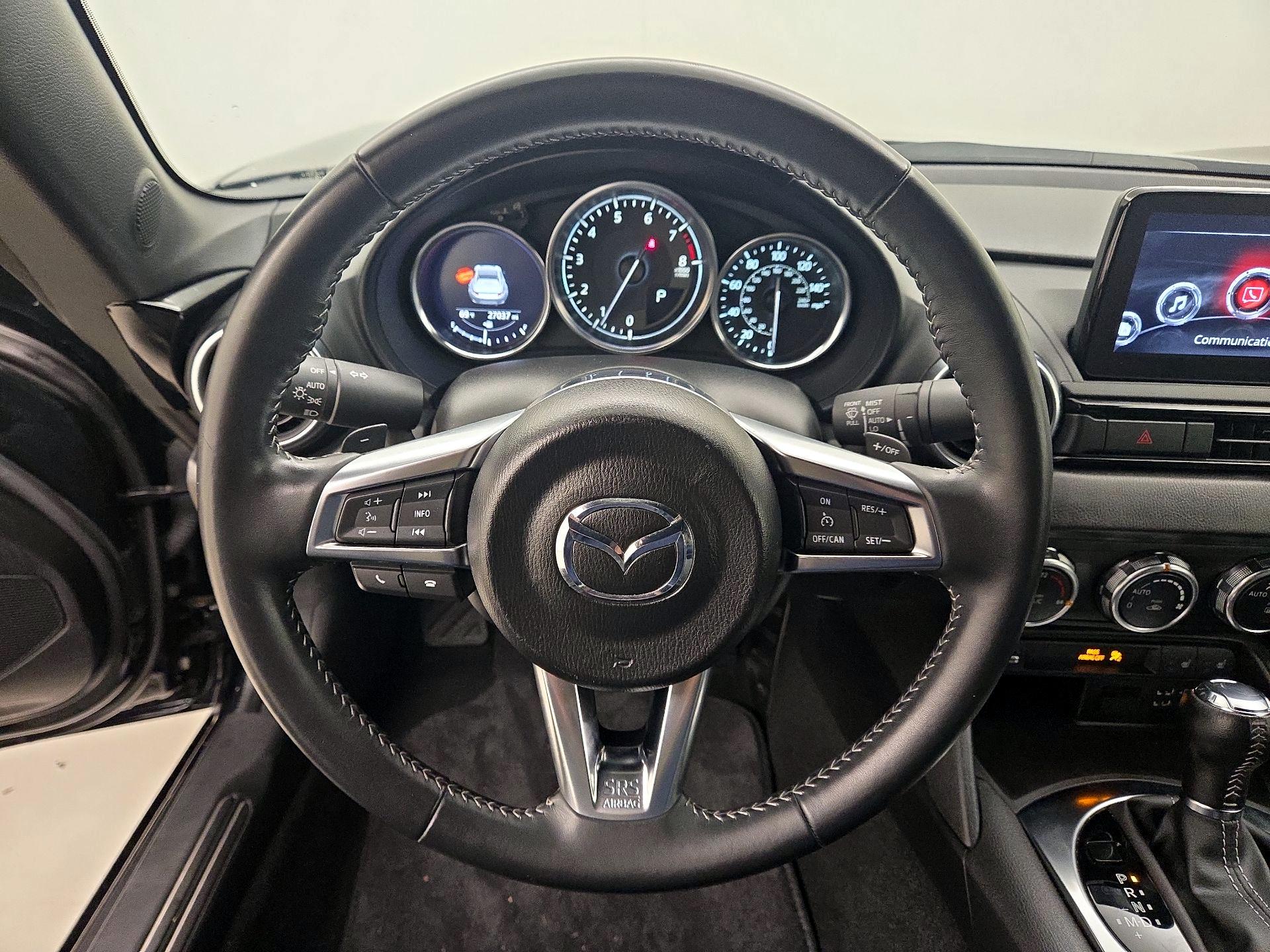 Thumbnail: 2022 Mazda MX-5 Miata - 10