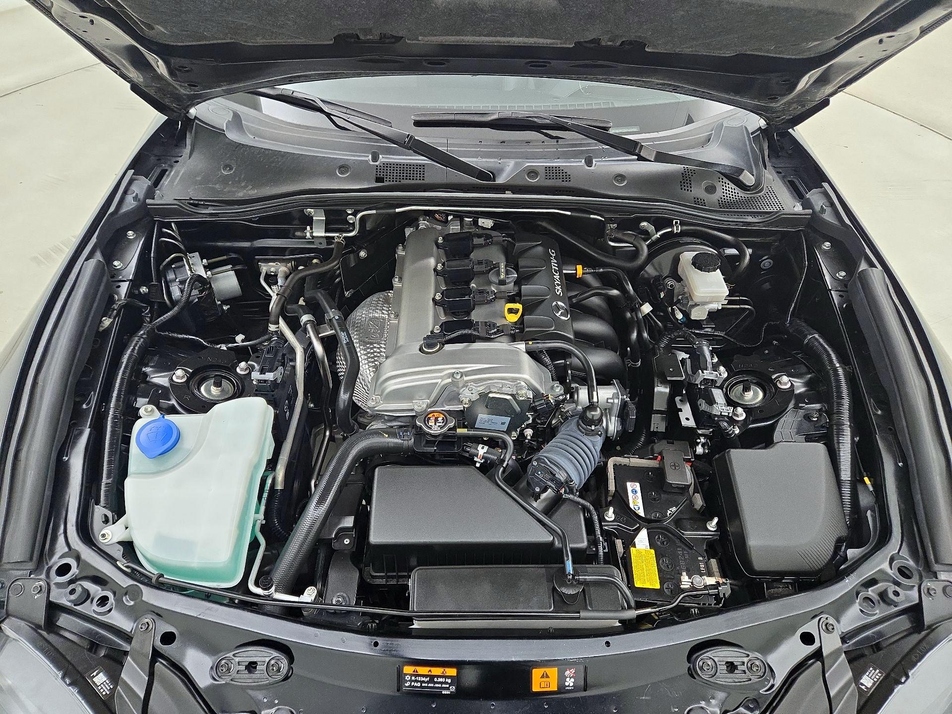 Thumbnail: 2022 Mazda MX-5 Miata - 20