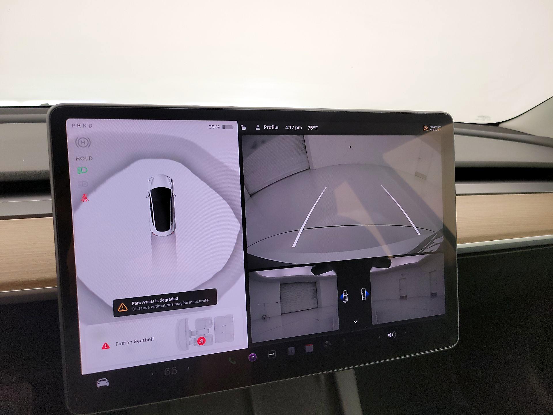 Thumbnail: 2023 Tesla Model 3 - 14