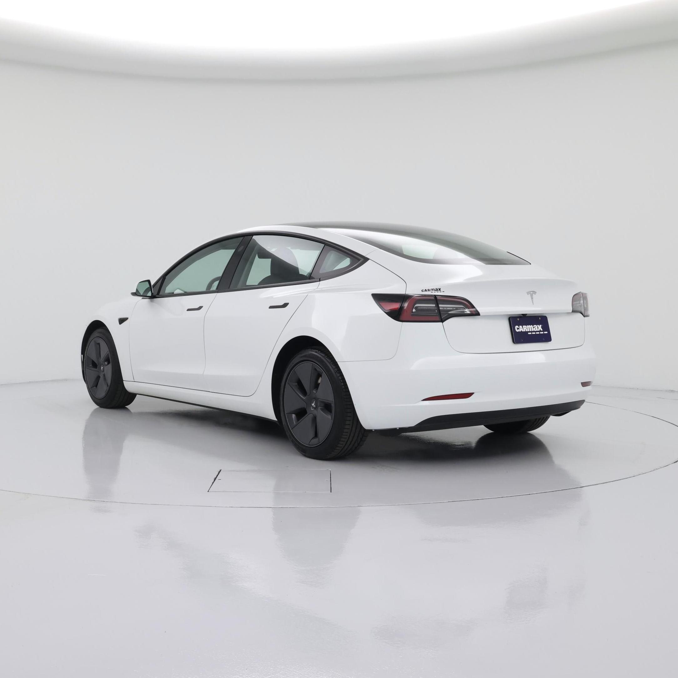 Thumbnail: 2023 Tesla Model 3 - 2